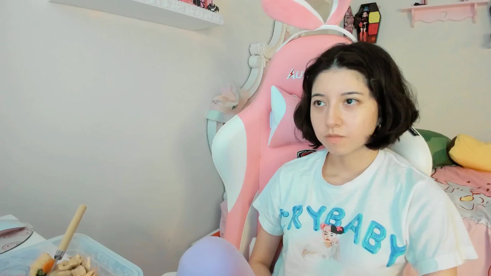 Gallery image thumbnail from Cherrycute666's myfreecams stream on, 08/17/2025, 01:47 image 4 of 20