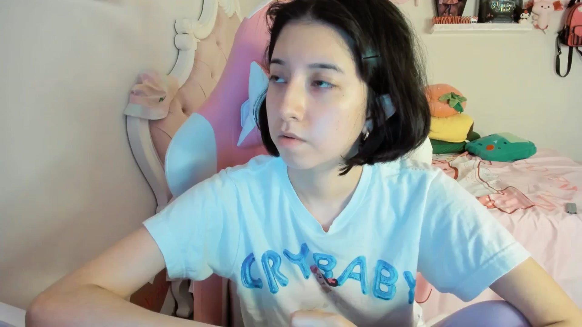 Gallery image thumbnail from Cherrycute666's myfreecams stream on, 08/17/2025, 08:10 image 5 of 20