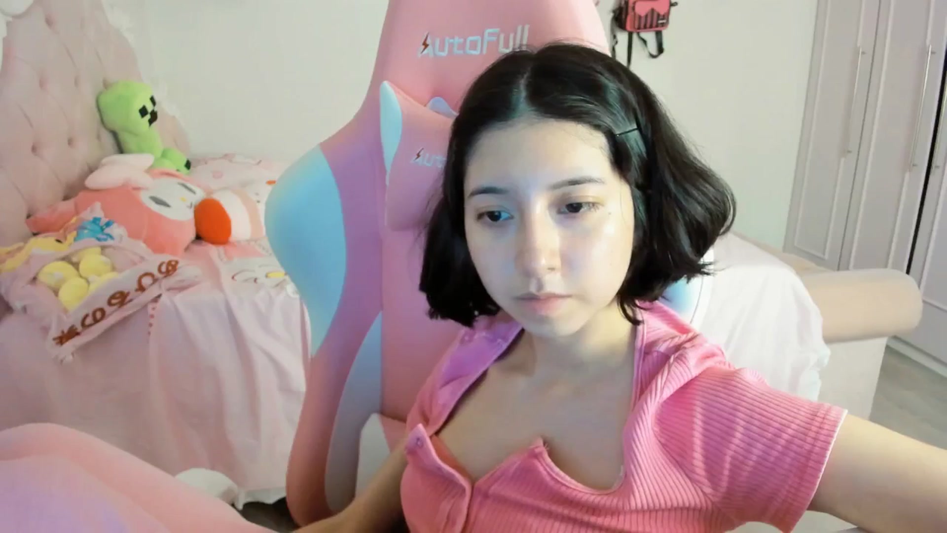 Gallery image thumbnail from Cherrycute666's myfreecams stream on, 08/18/2025, 05:06 image 20 of 20