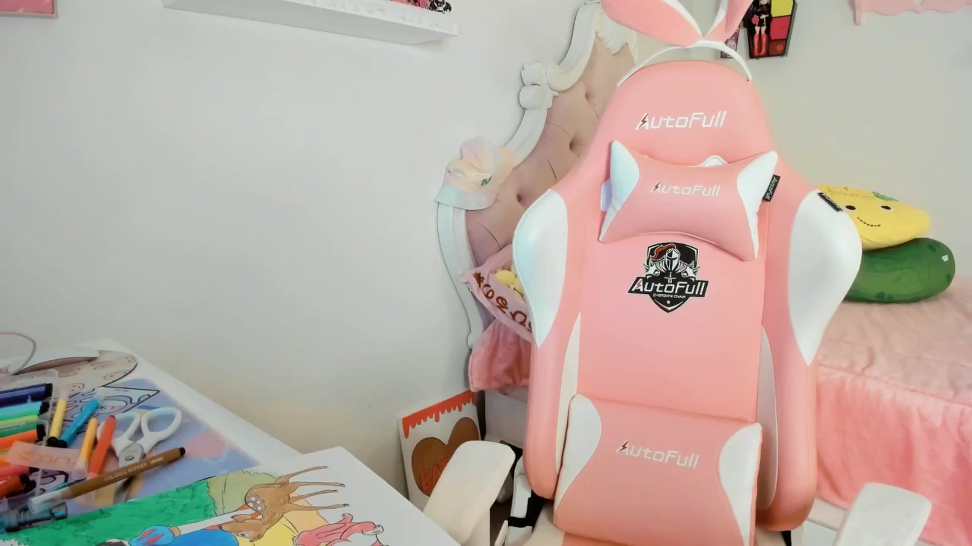 Gallery image thumbnail from Cherrycute666's myfreecams stream on, 08/23/2025, 24:02 image 20 of 20
