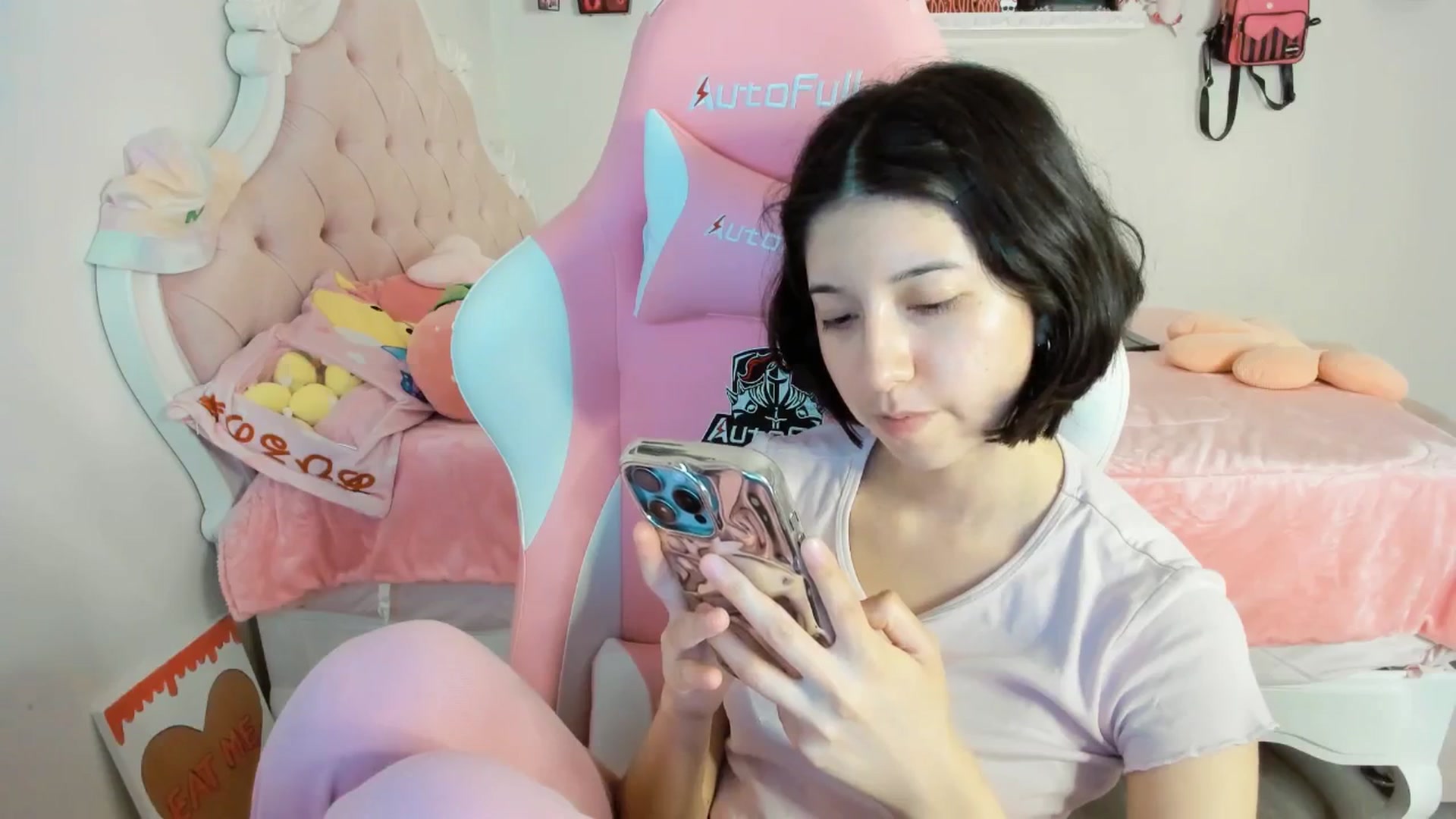 Gallery image thumbnail from Cherrycute666's myfreecams stream on, 08/23/2025, 04:45 image 20 of 20
