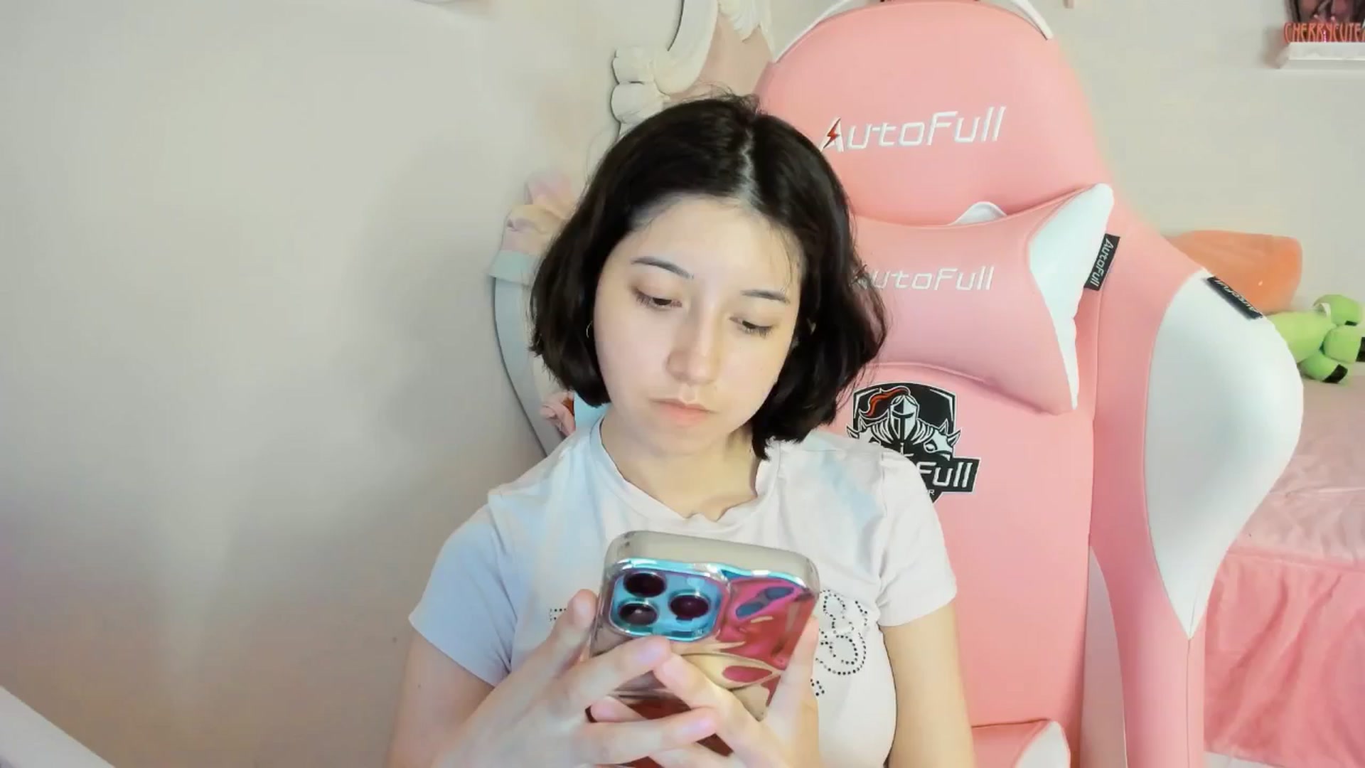 Gallery image thumbnail from Cherrycute666's myfreecams stream on, 08/24/2025, 07:33 image 10 of 20