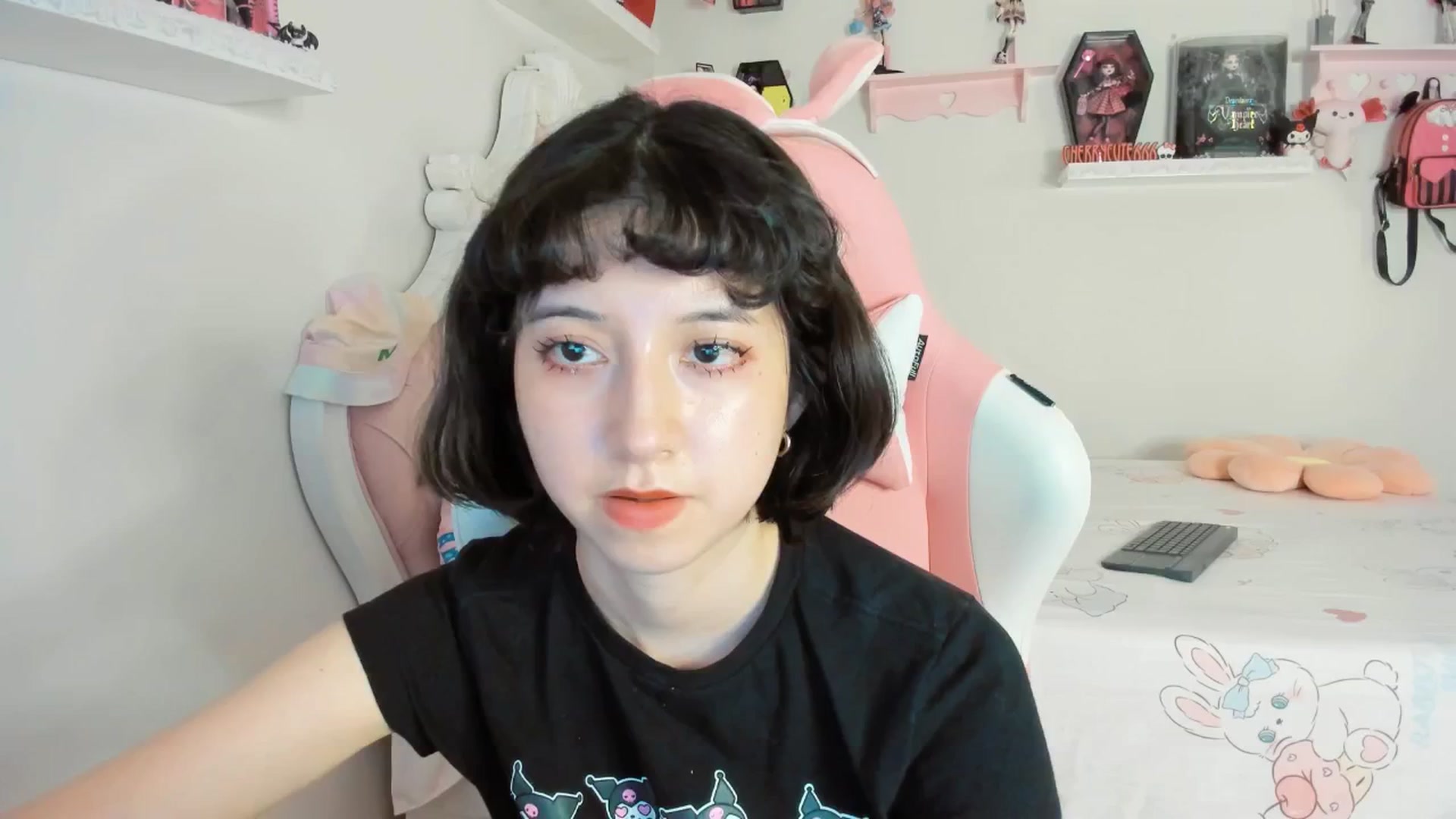 Gallery image thumbnail from Cherrycute666's myfreecams stream on, 08/28/2025, 05:09 image 3 of 20