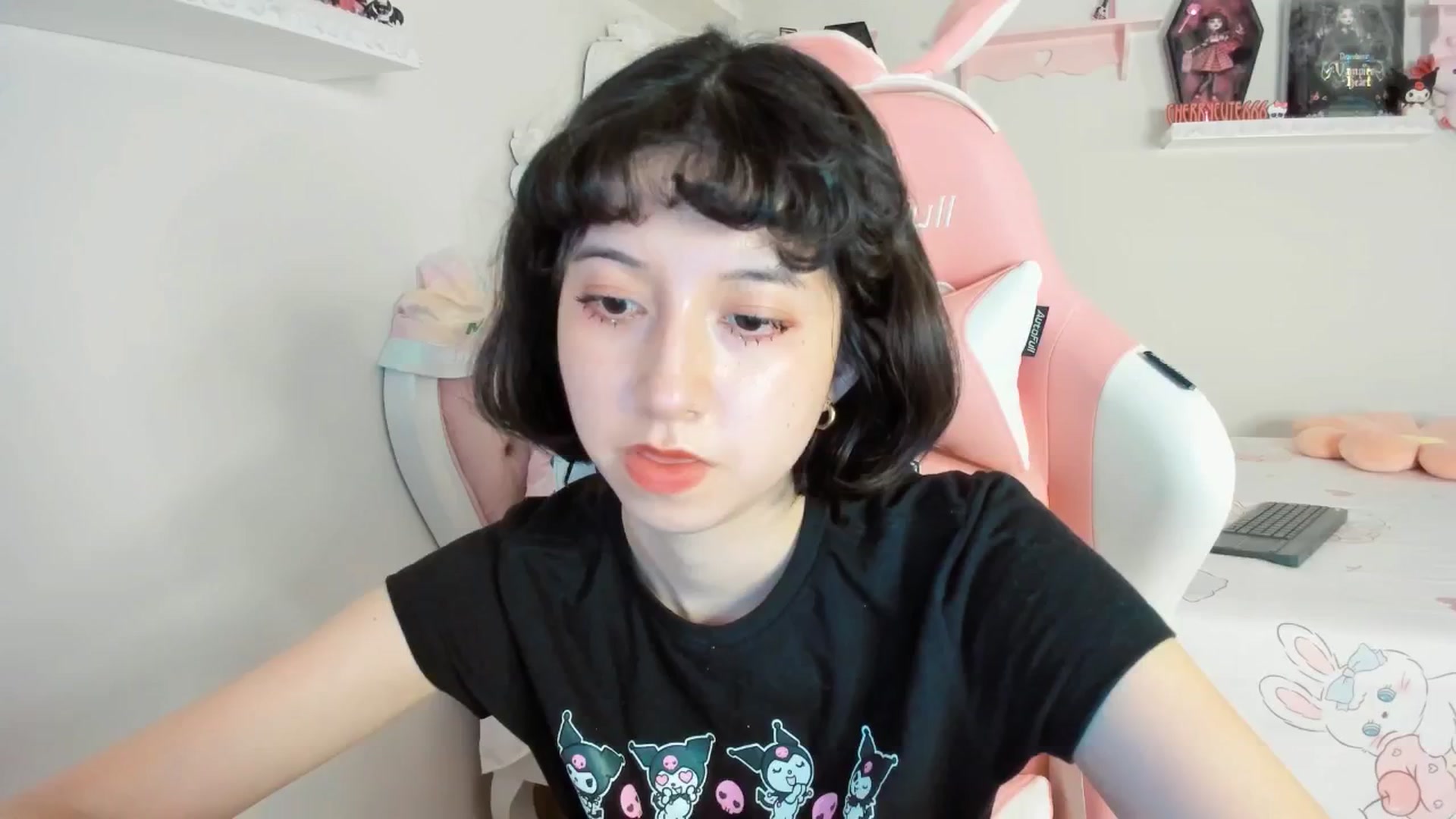 Gallery image thumbnail from Cherrycute666's myfreecams stream on, 08/28/2025, 05:09 image 1 of 20