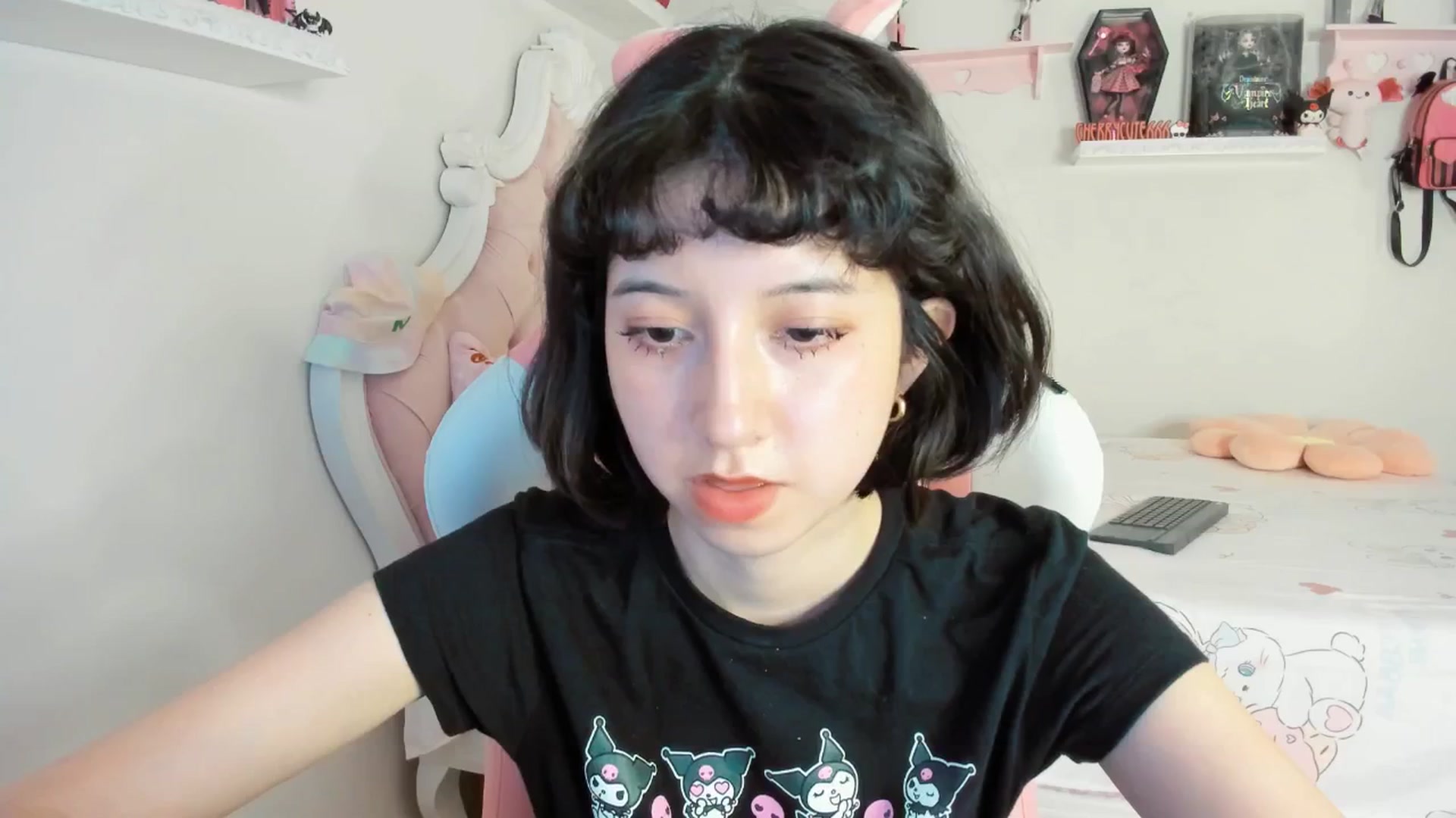 Gallery image thumbnail from Cherrycute666's myfreecams stream on, 08/28/2025, 05:09 image 9 of 20