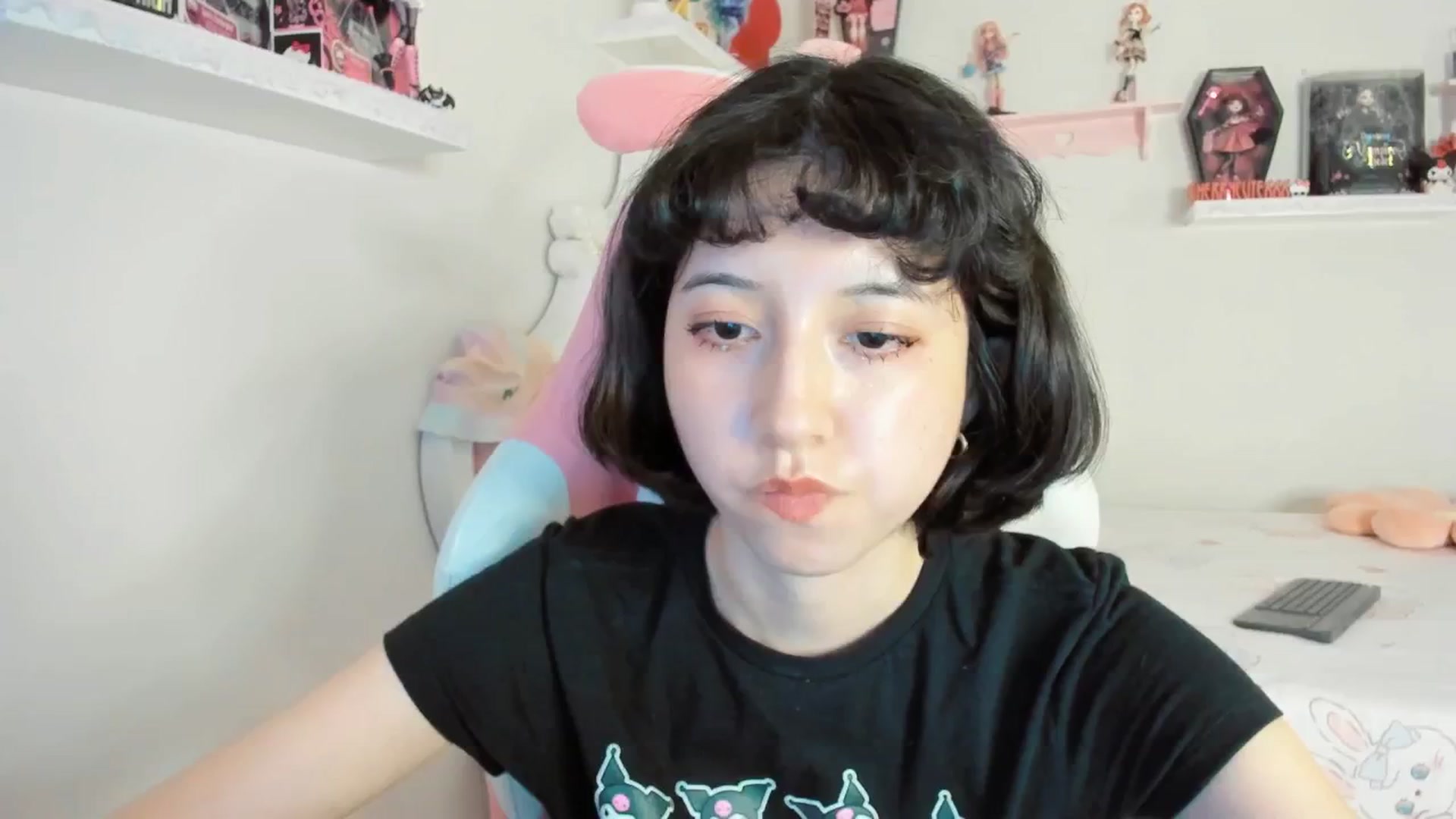 Gallery image thumbnail from Cherrycute666's myfreecams stream on, 08/28/2025, 06:40 image 8 of 20