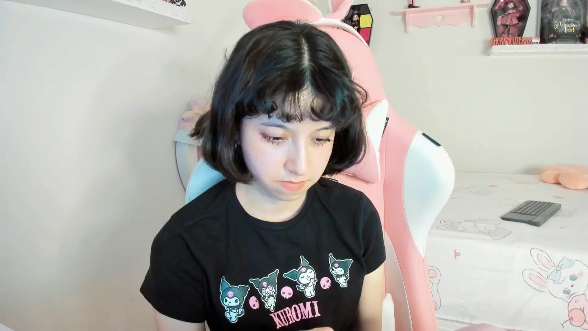 Gallery image thumbnail from Cherrycute666's myfreecams stream on, 08/28/2025, 06:40 image 14 of 20