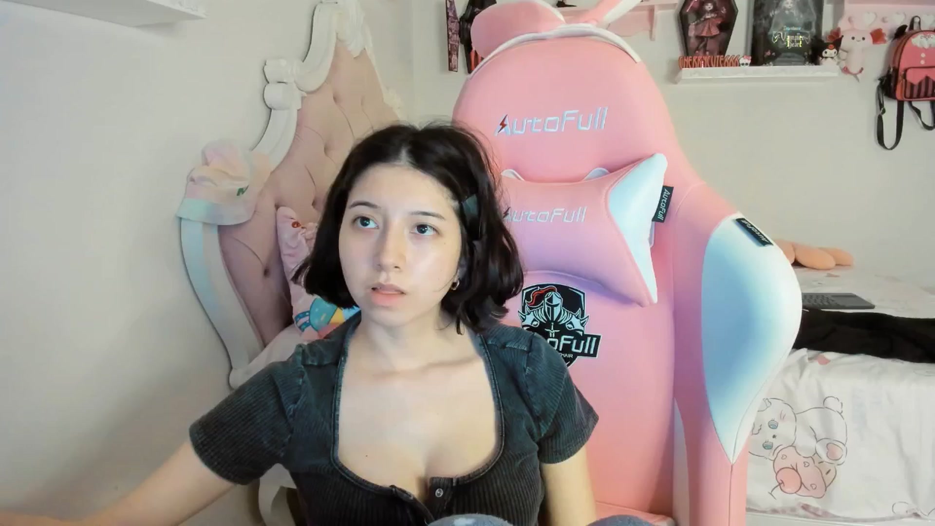 Gallery image thumbnail from Cherrycute666's myfreecams stream on, 08/29/2025, 02:18 image 3 of 20