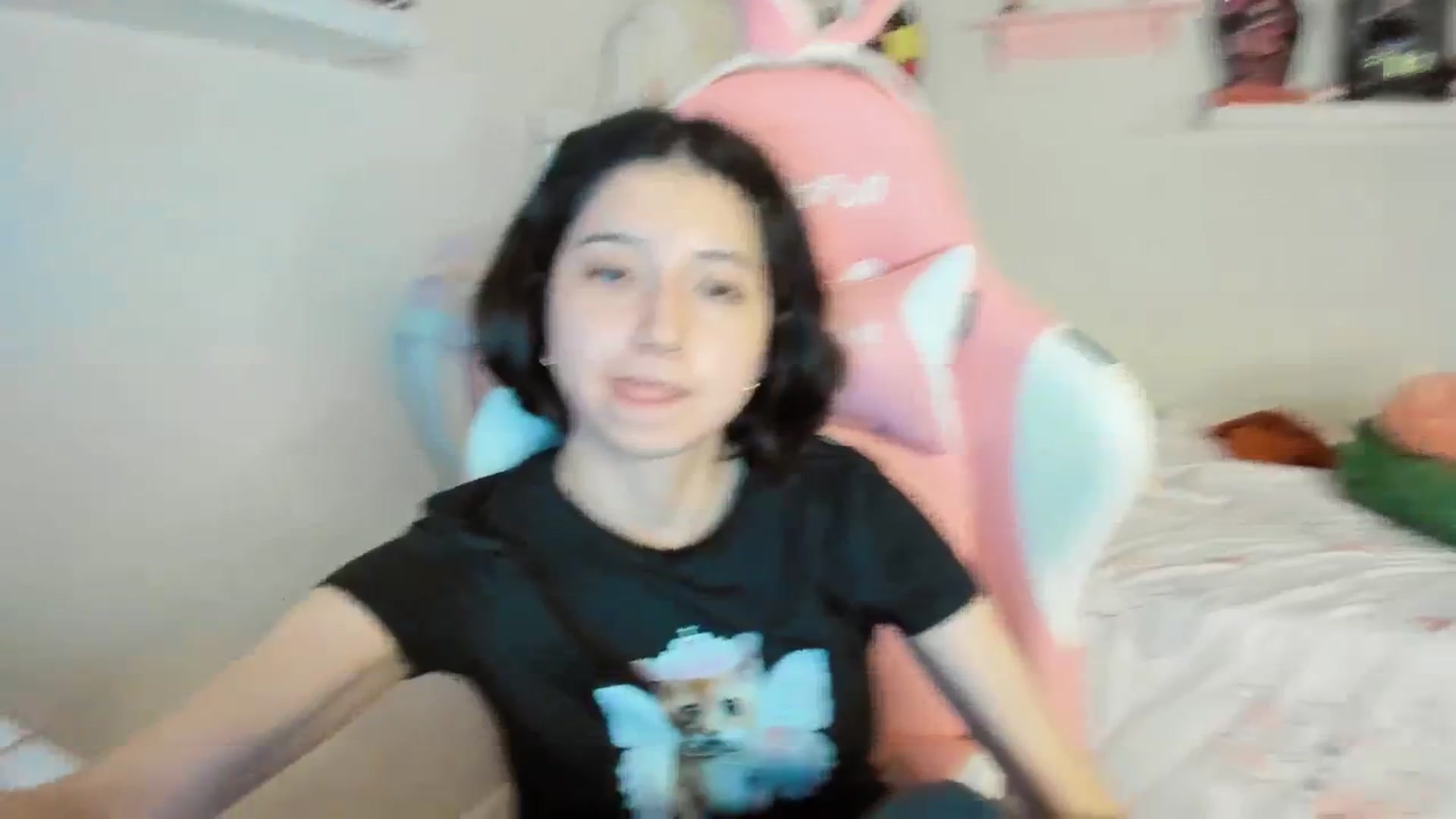 Gallery image thumbnail from Cherrycute666's myfreecams stream on, 08/30/2025, 01:56 image 17 of 20