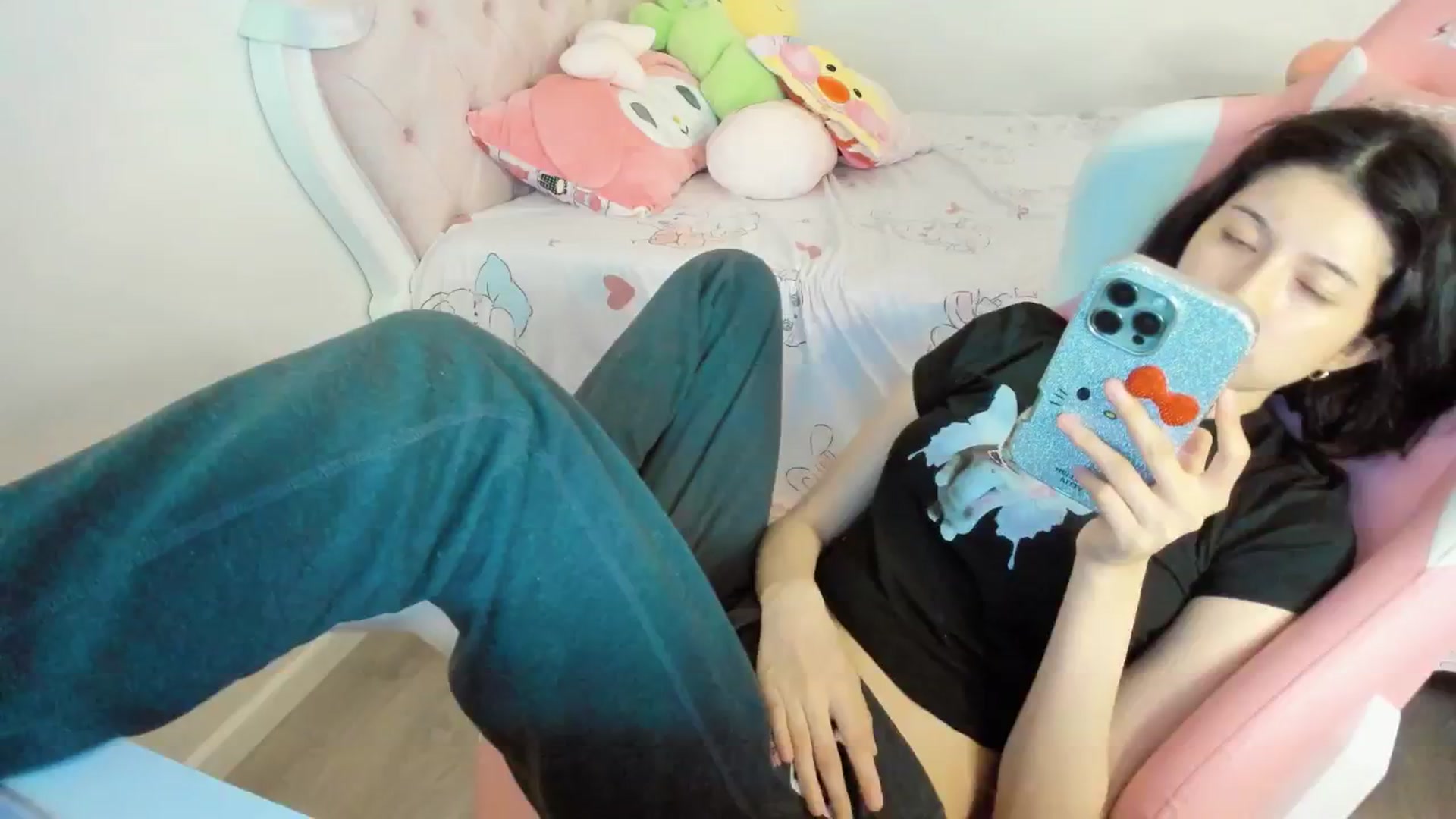 Gallery image thumbnail from Cherrycute666's myfreecams stream on, 08/30/2025, 08:40 image 7 of 20