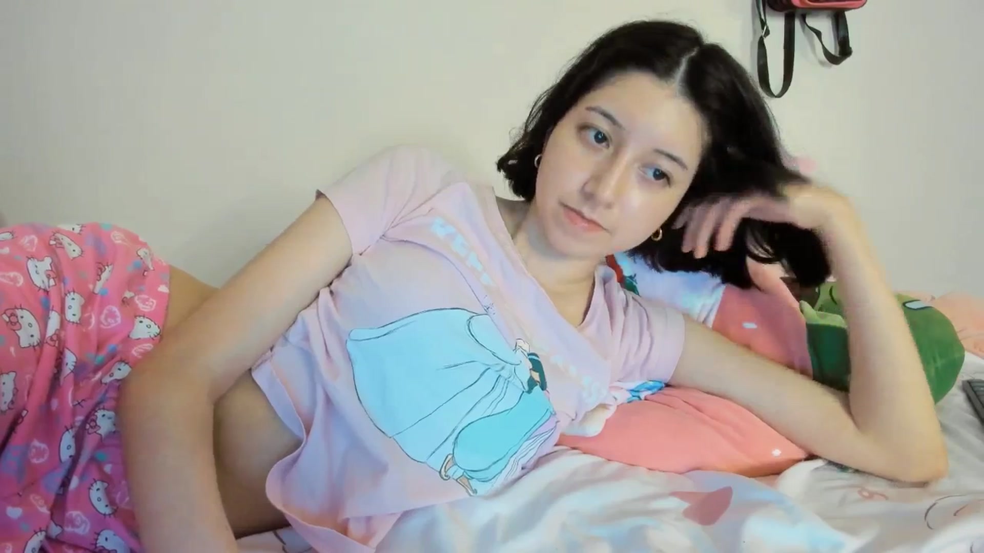 Gallery image thumbnail from Cherrycute666's myfreecams stream on, 08/31/2025, 02:48 image 9 of 20