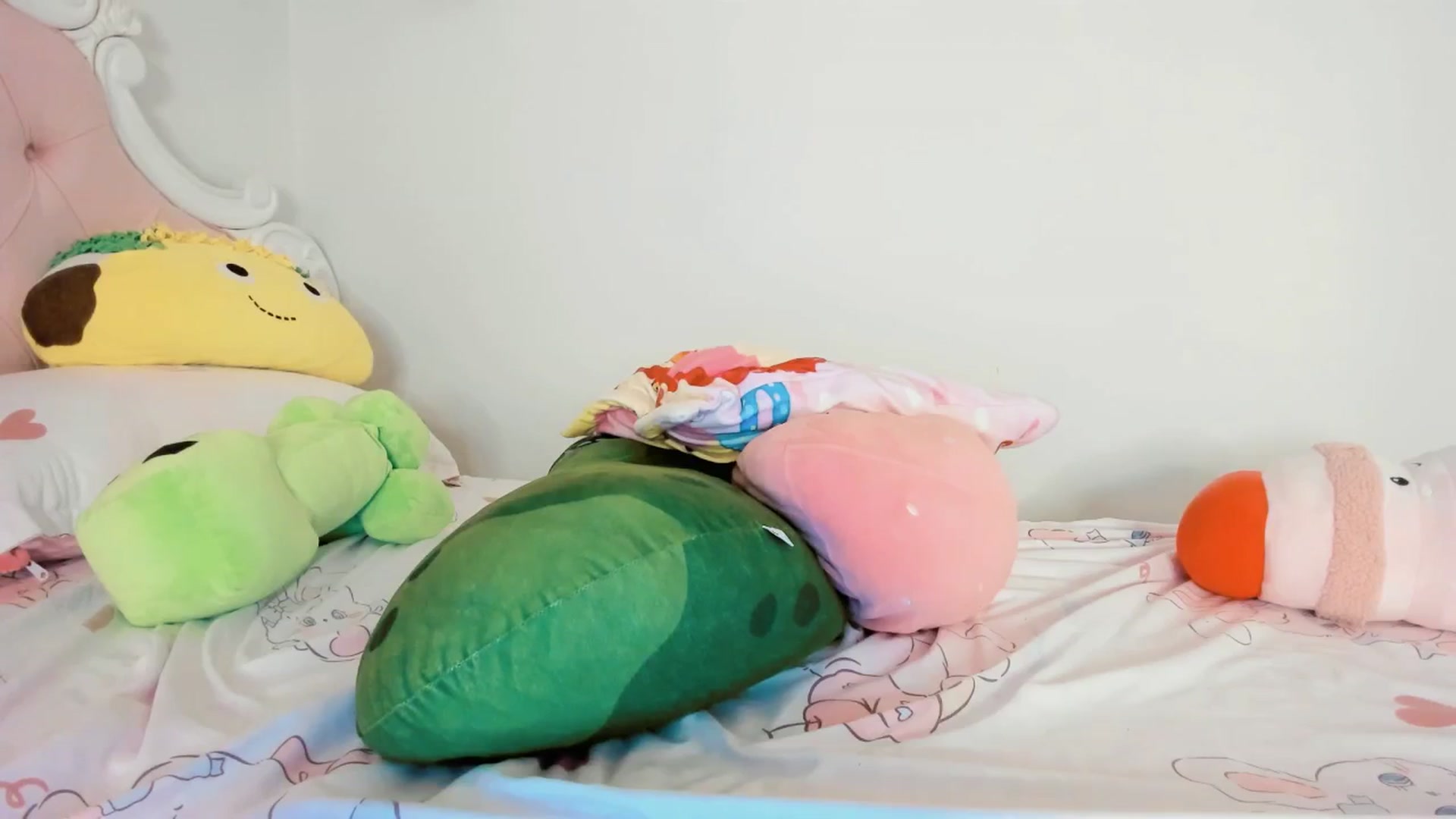 Gallery image thumbnail from Cherrycute666's myfreecams stream on, 08/31/2025, 06:18 image 20 of 20