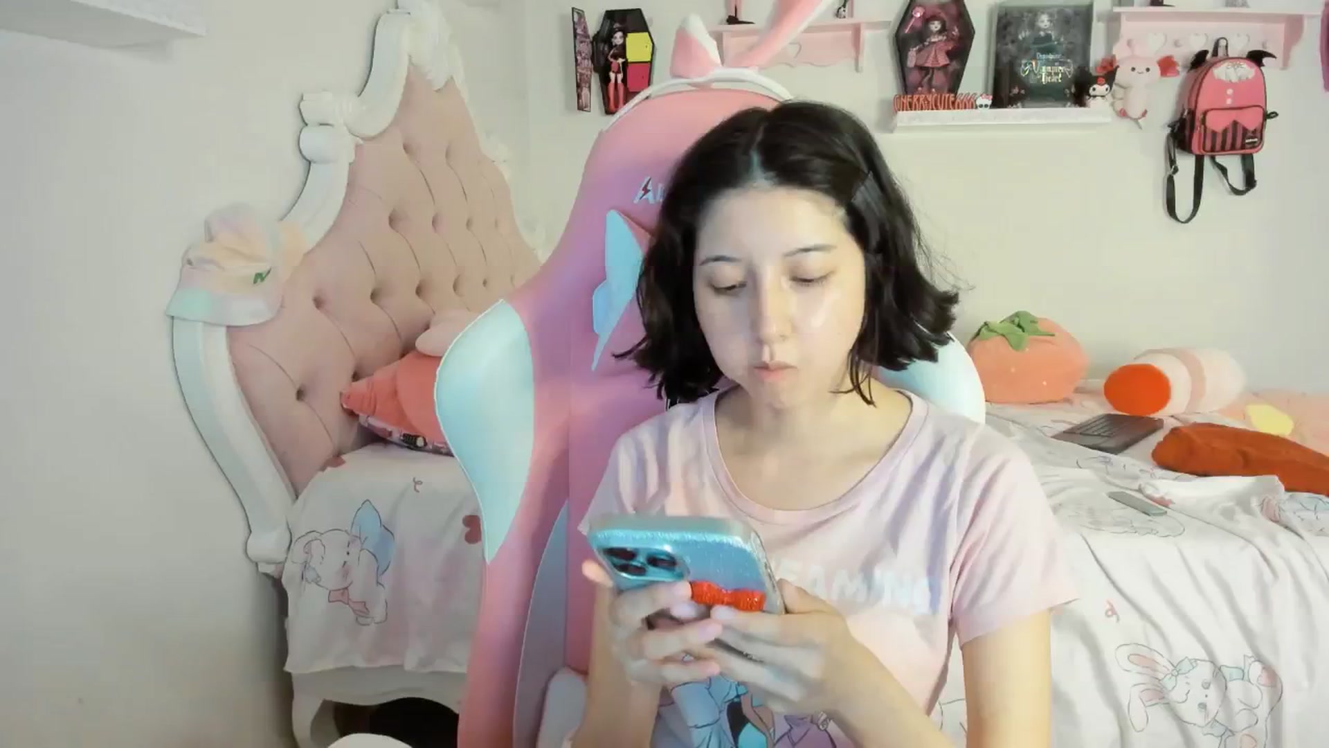 Gallery image thumbnail from Cherrycute666's myfreecams stream on, 08/31/2025, 09:05 image 5 of 20