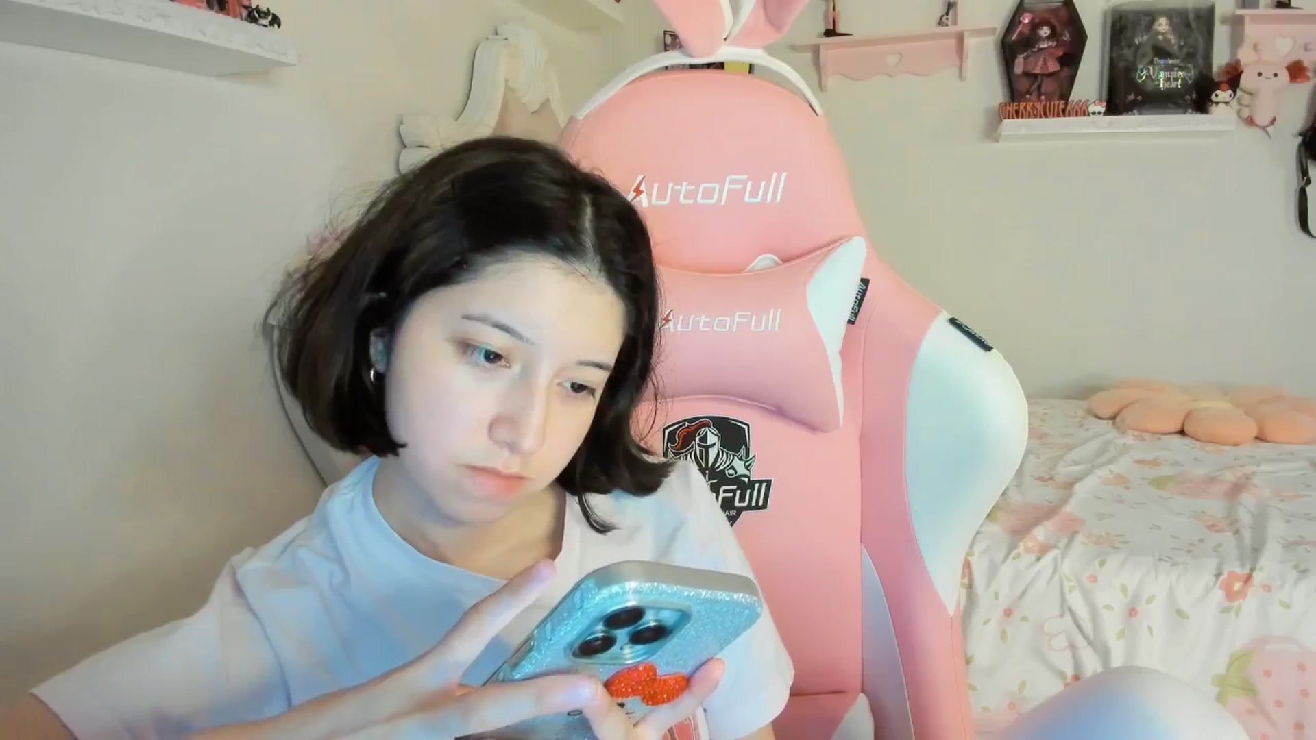 Gallery image thumbnail from Cherrycute666's myfreecams stream on, 09/05/2025, 06:22 image 7 of 20