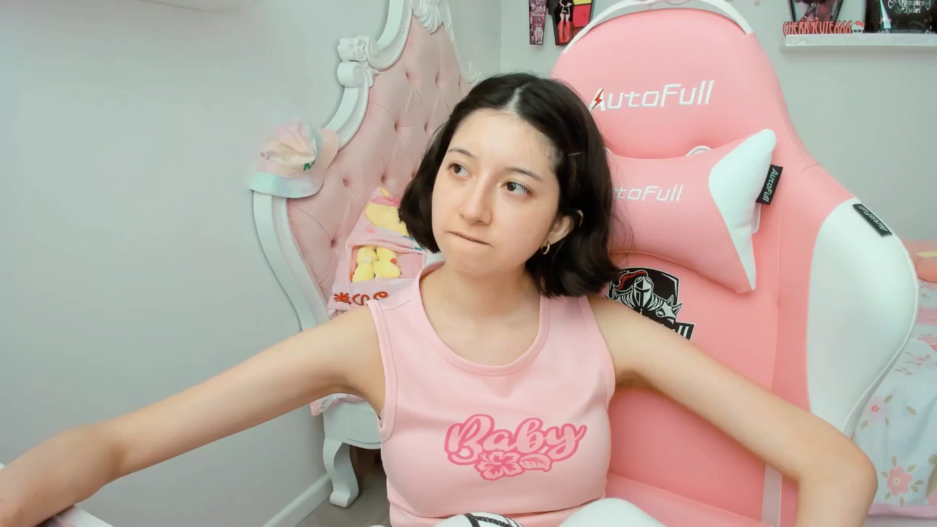 Gallery image thumbnail from Cherrycute666's myfreecams stream on, 09/05/2025, 21:19 image 12 of 20
