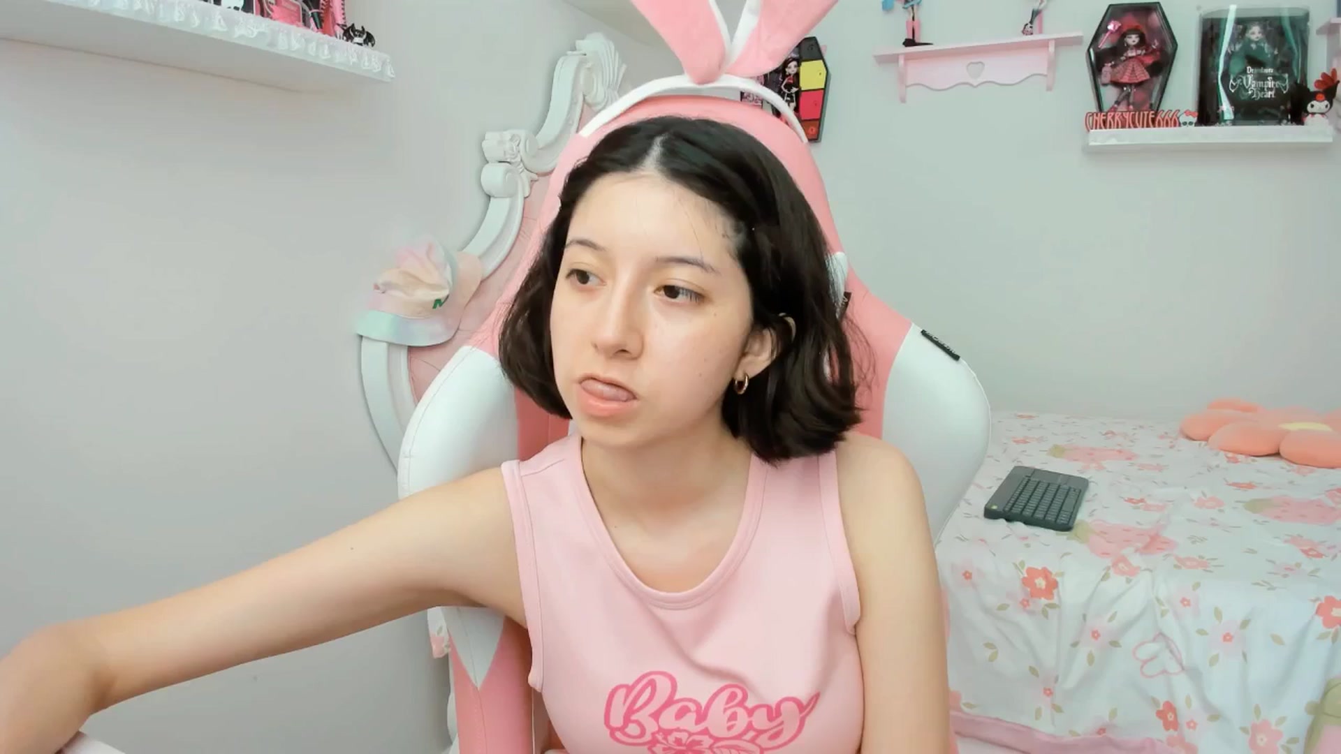 Gallery image thumbnail from Cherrycute666's myfreecams stream on, 09/05/2025, 21:19 image 20 of 20