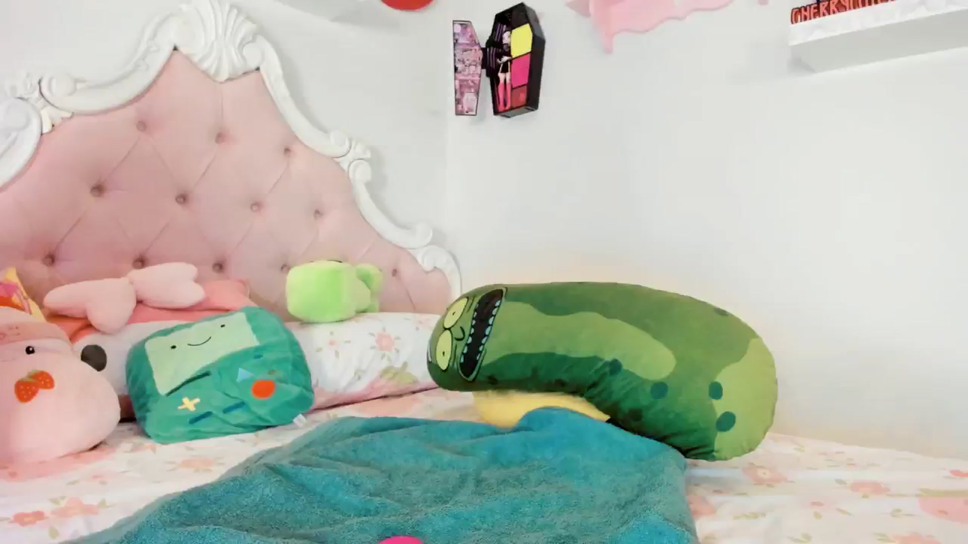 Gallery image thumbnail from Cherrycute666's myfreecams stream on, 09/06/2025, 09:59 image 9 of 20