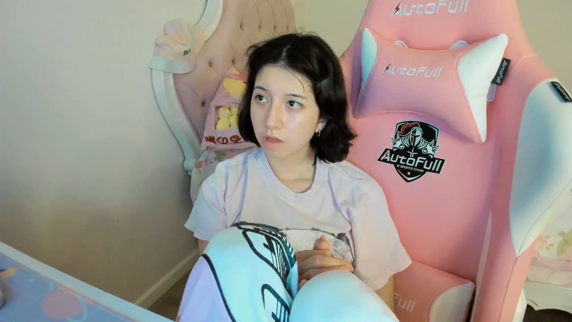 Gallery image thumbnail from Cherrycute666's myfreecams stream on, 09/06/2025, 09:59 image 6 of 20