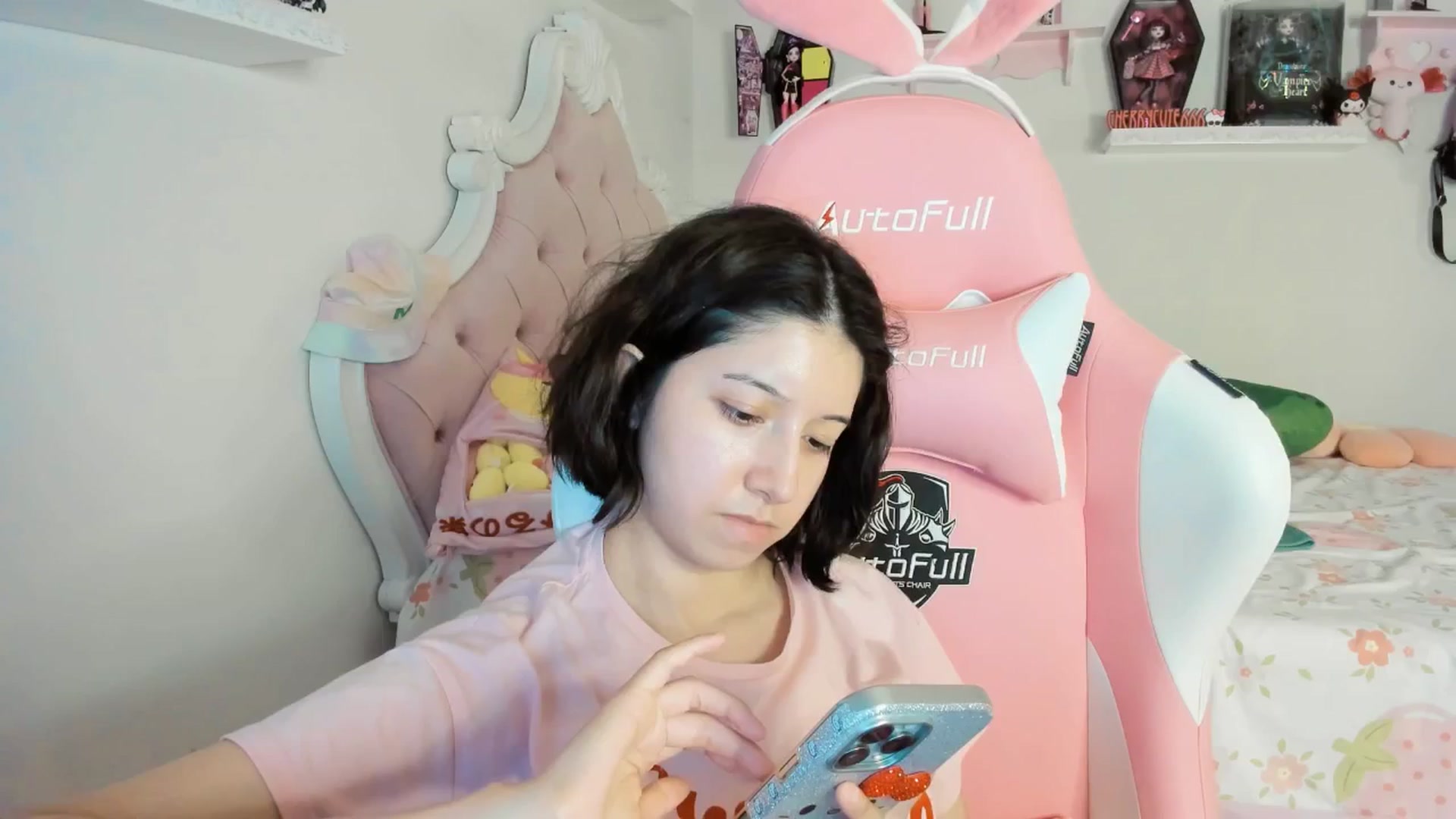 Gallery image thumbnail from Cherrycute666's myfreecams stream on, 09/07/2025, 04:57 image 2 of 20
