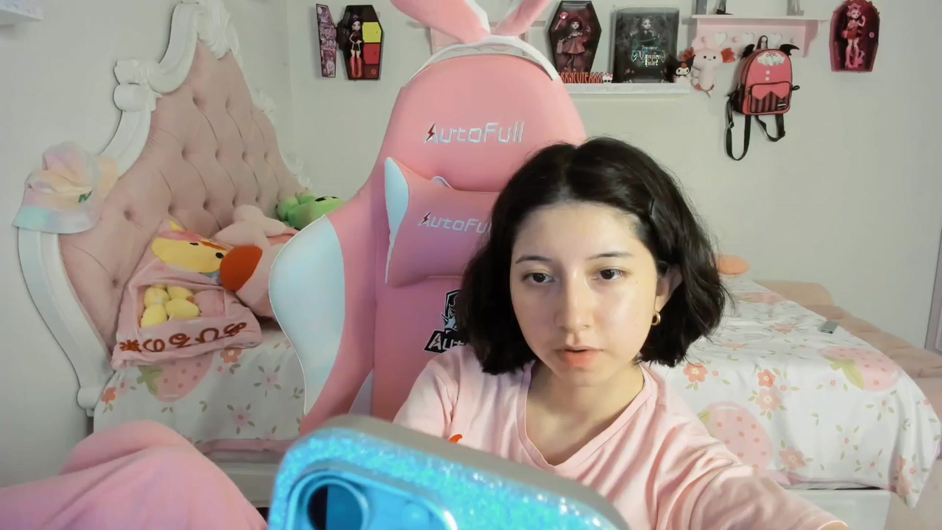 Gallery image thumbnail from Cherrycute666's myfreecams stream on, 09/07/2025, 04:57 image 14 of 20