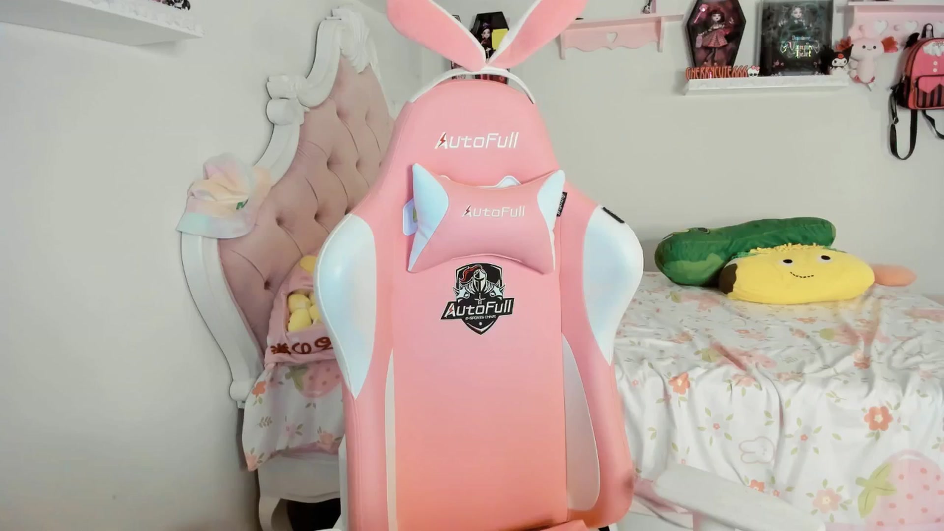 Gallery image thumbnail from Cherrycute666's myfreecams stream on, 09/07/2025, 08:47 image 4 of 20