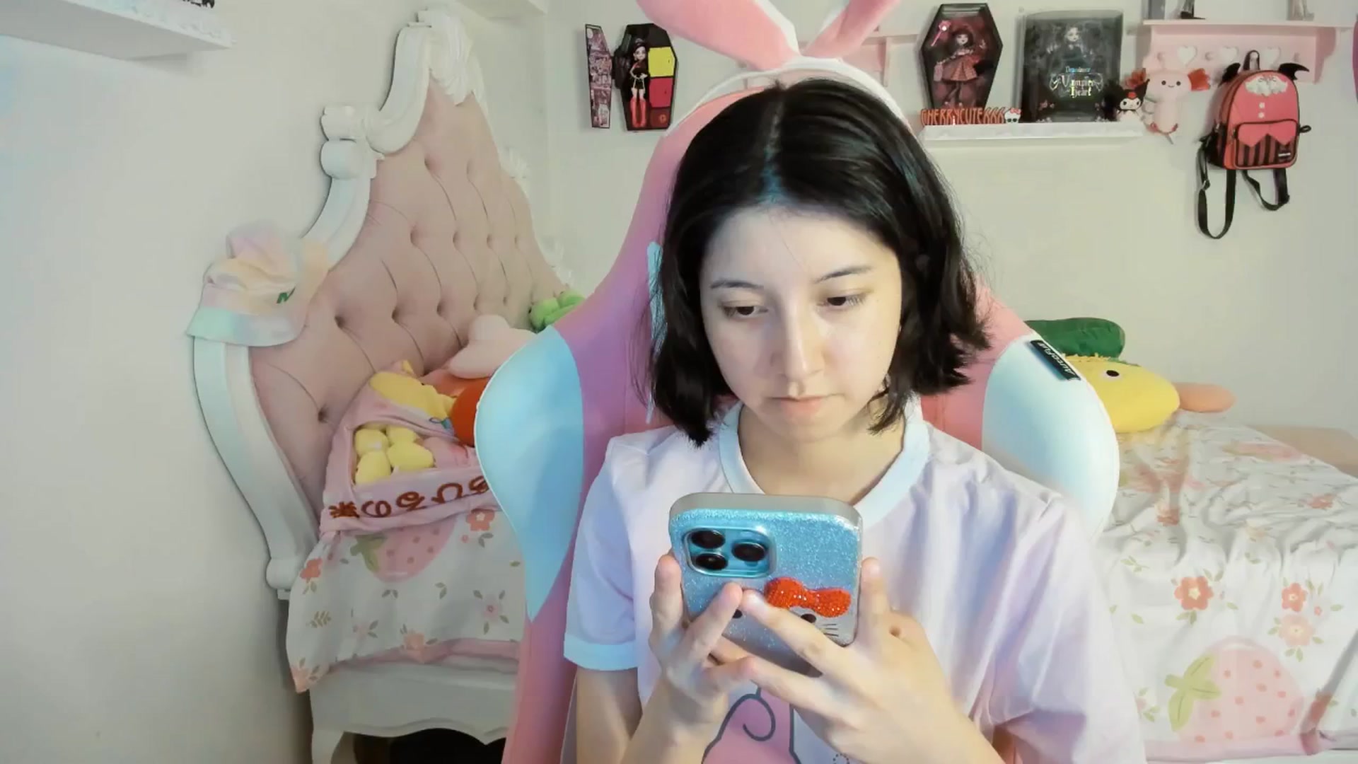 Gallery image thumbnail from Cherrycute666's myfreecams stream on, 09/07/2025, 08:47 image 18 of 20