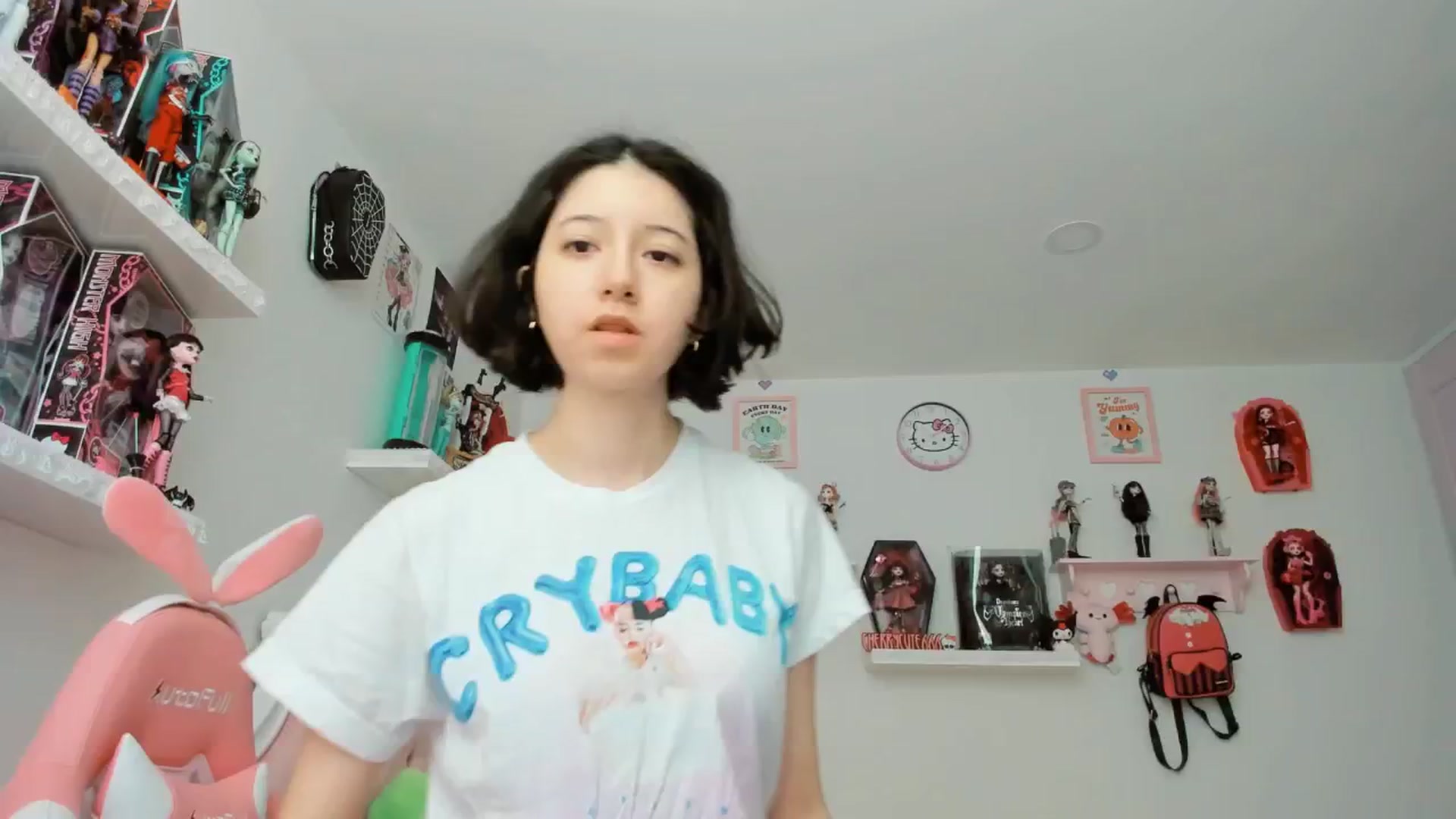 Gallery image thumbnail from Cherrycute666's myfreecams stream on, 09/10/2025, 19:29 image 1 of 20