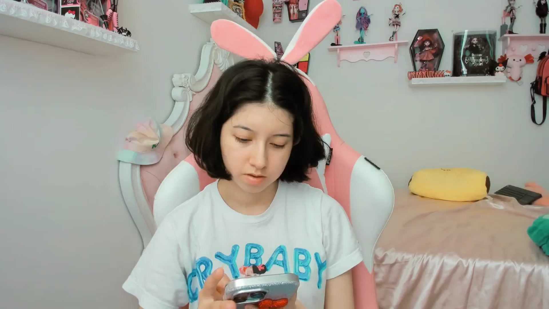 Gallery image thumbnail from Cherrycute666's myfreecams stream on, 09/10/2025, 20:58 image 7 of 20