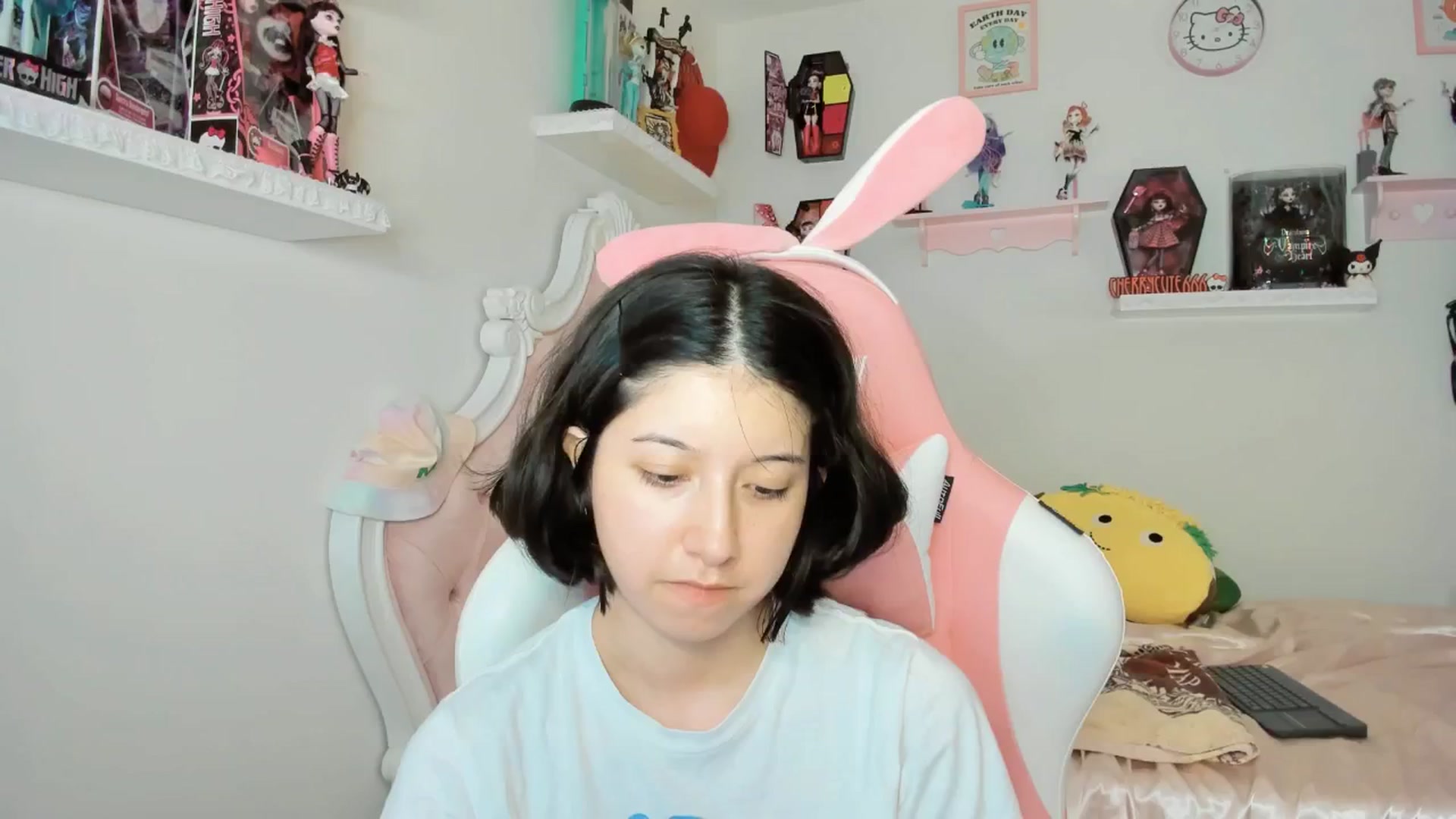 Gallery image thumbnail from Cherrycute666's myfreecams stream on, 09/11/2025, 07:37 image 19 of 20