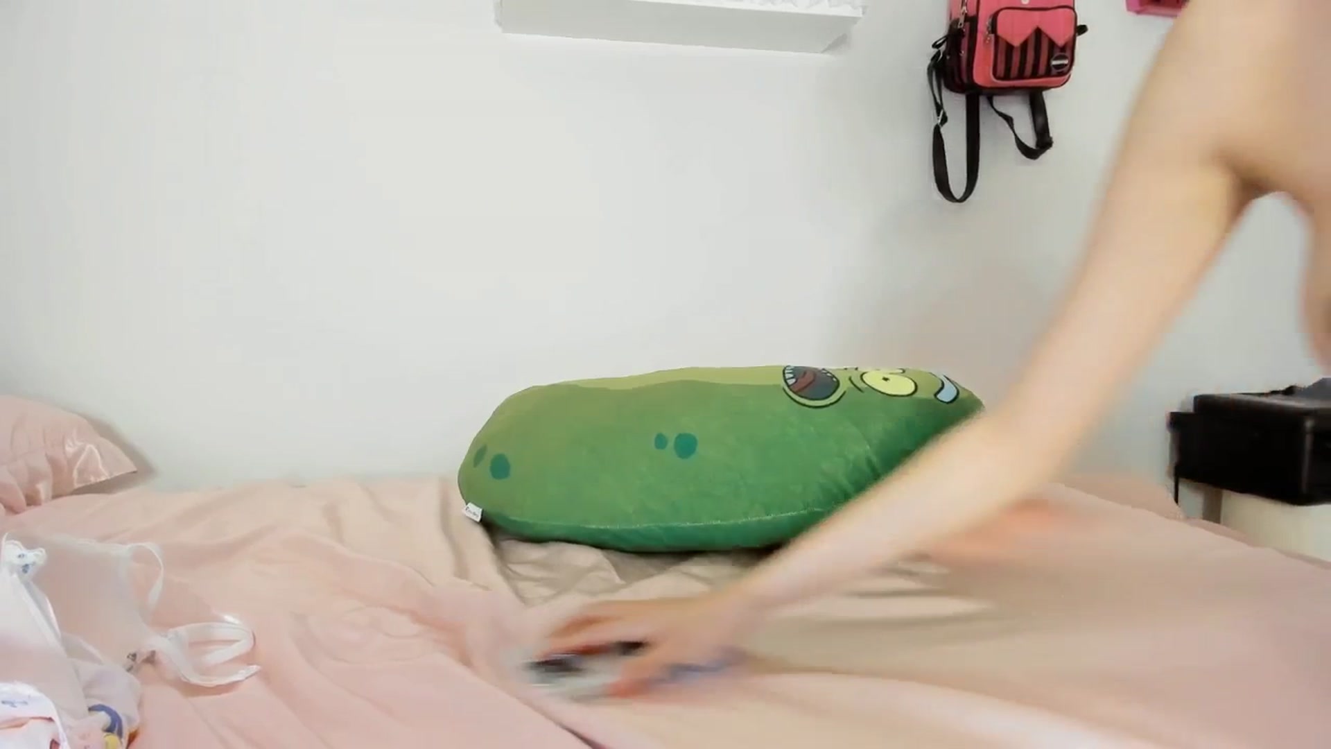 Gallery image thumbnail from Cherrycute666's myfreecams stream on, 09/12/2025, 07:20 image 9 of 20
