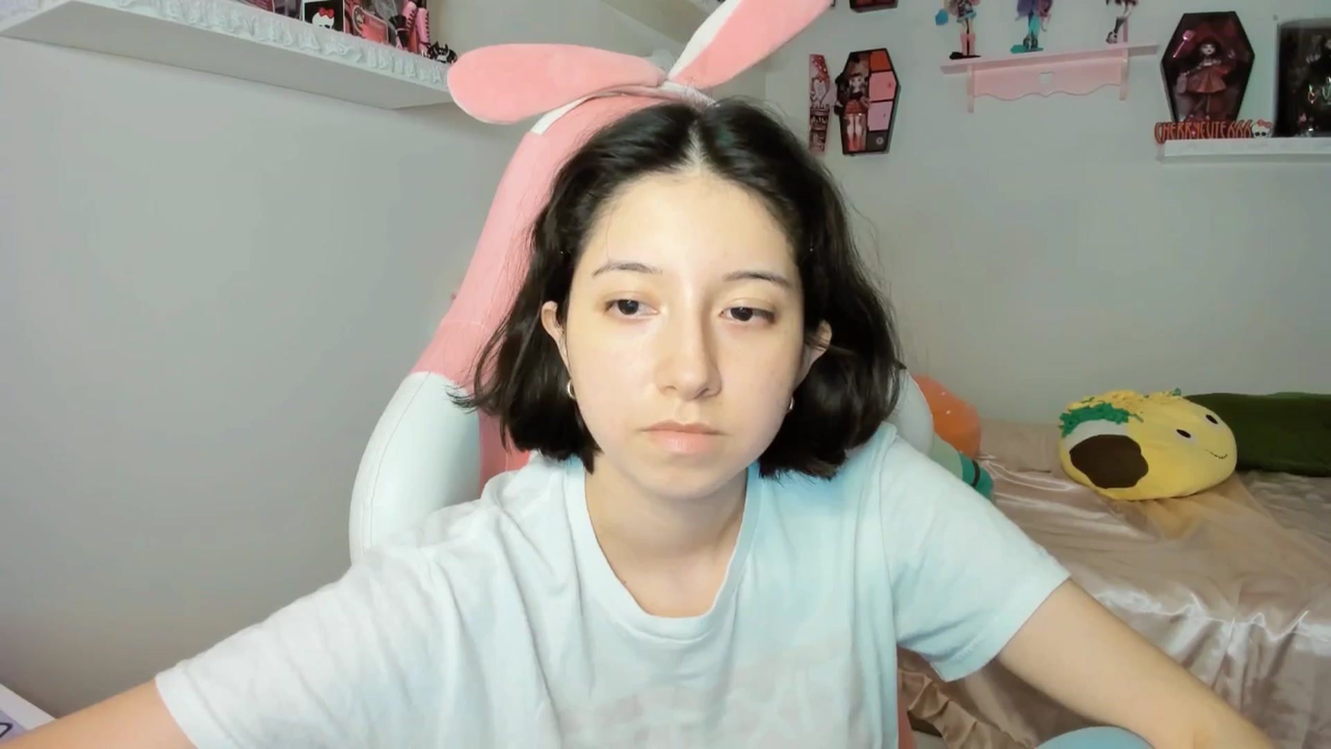 Gallery image thumbnail from Cherrycute666's myfreecams stream on, 09/12/2025, 07:20 image 16 of 20