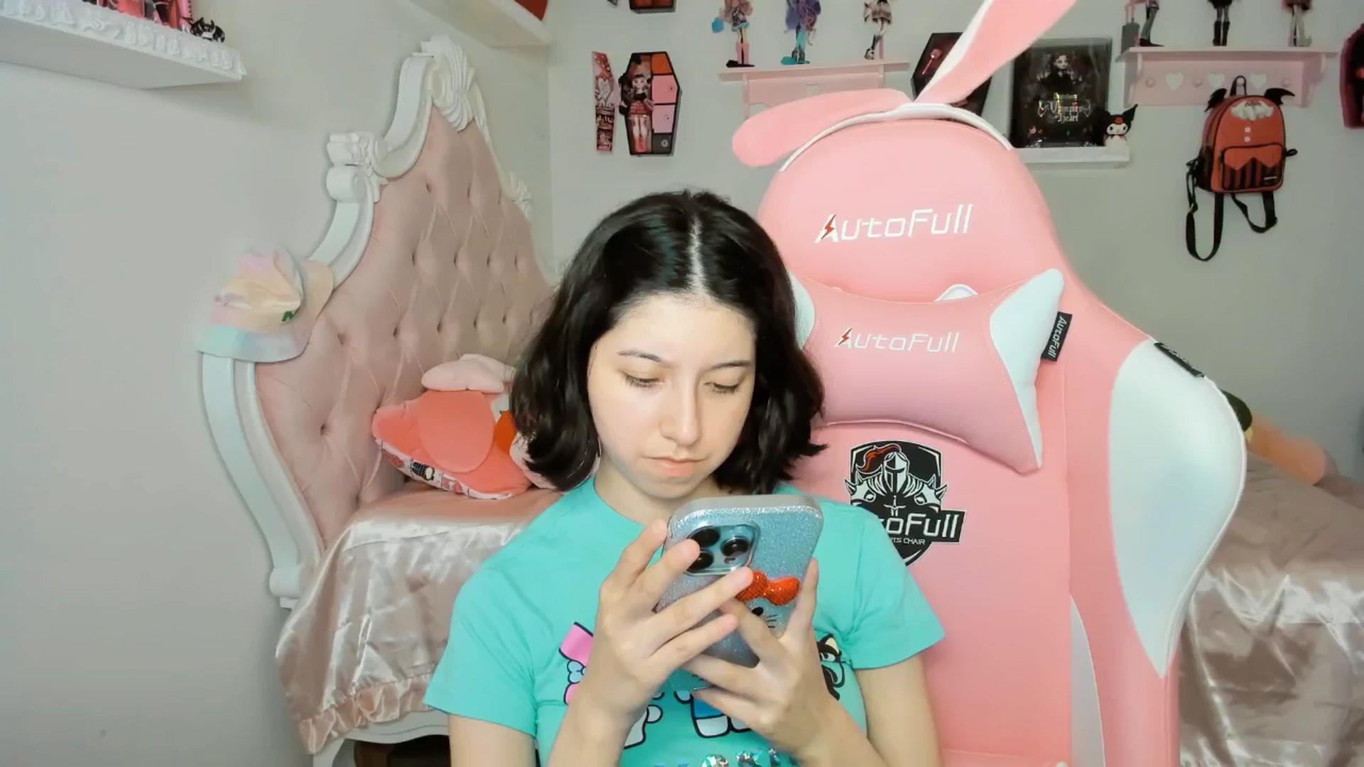 Gallery image thumbnail from Cherrycute666's myfreecams stream on, 09/13/2025, 02:41 image 18 of 20