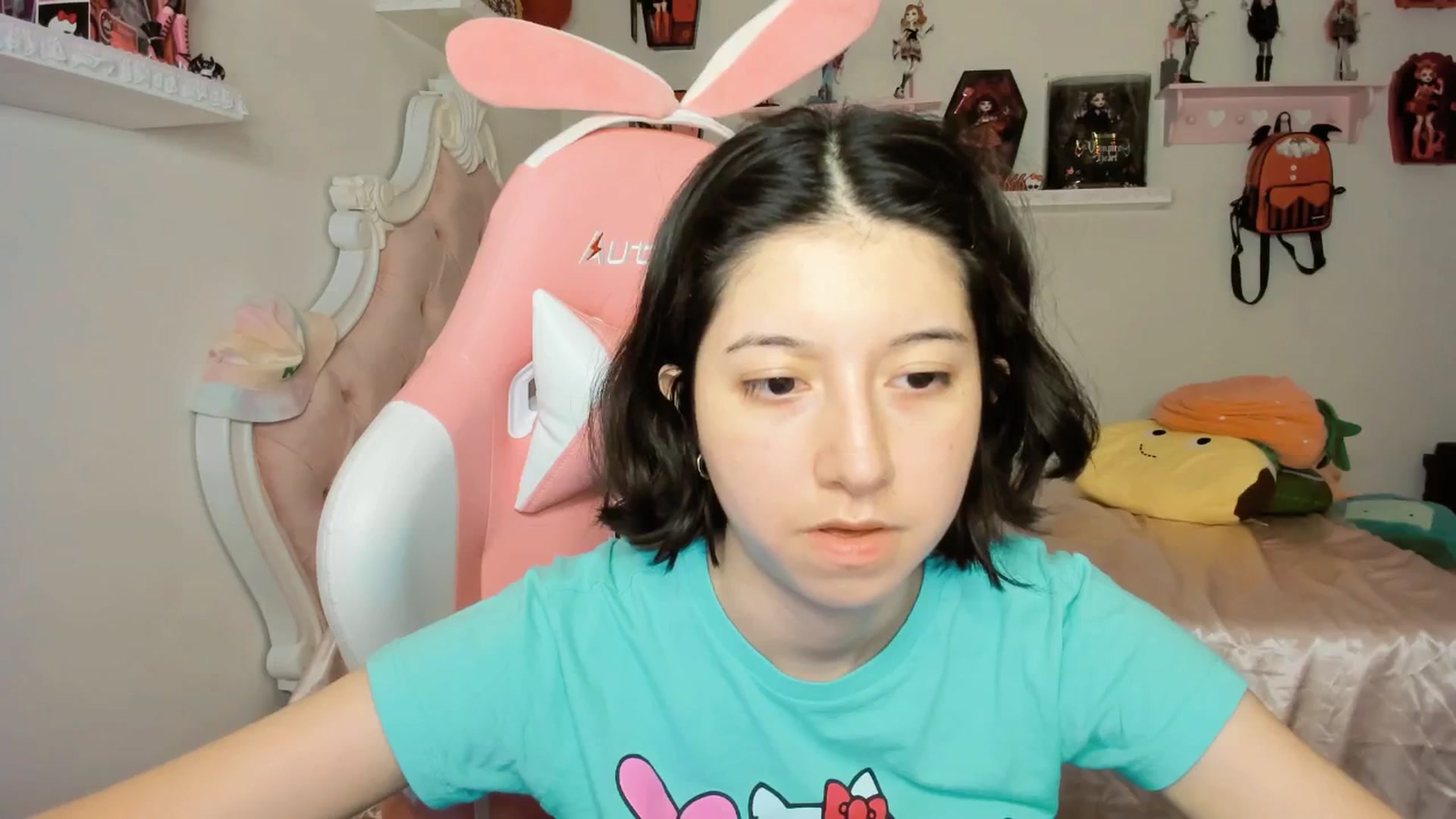 Gallery image thumbnail from Cherrycute666's myfreecams stream on, 09/13/2025, 08:57 image 11 of 20