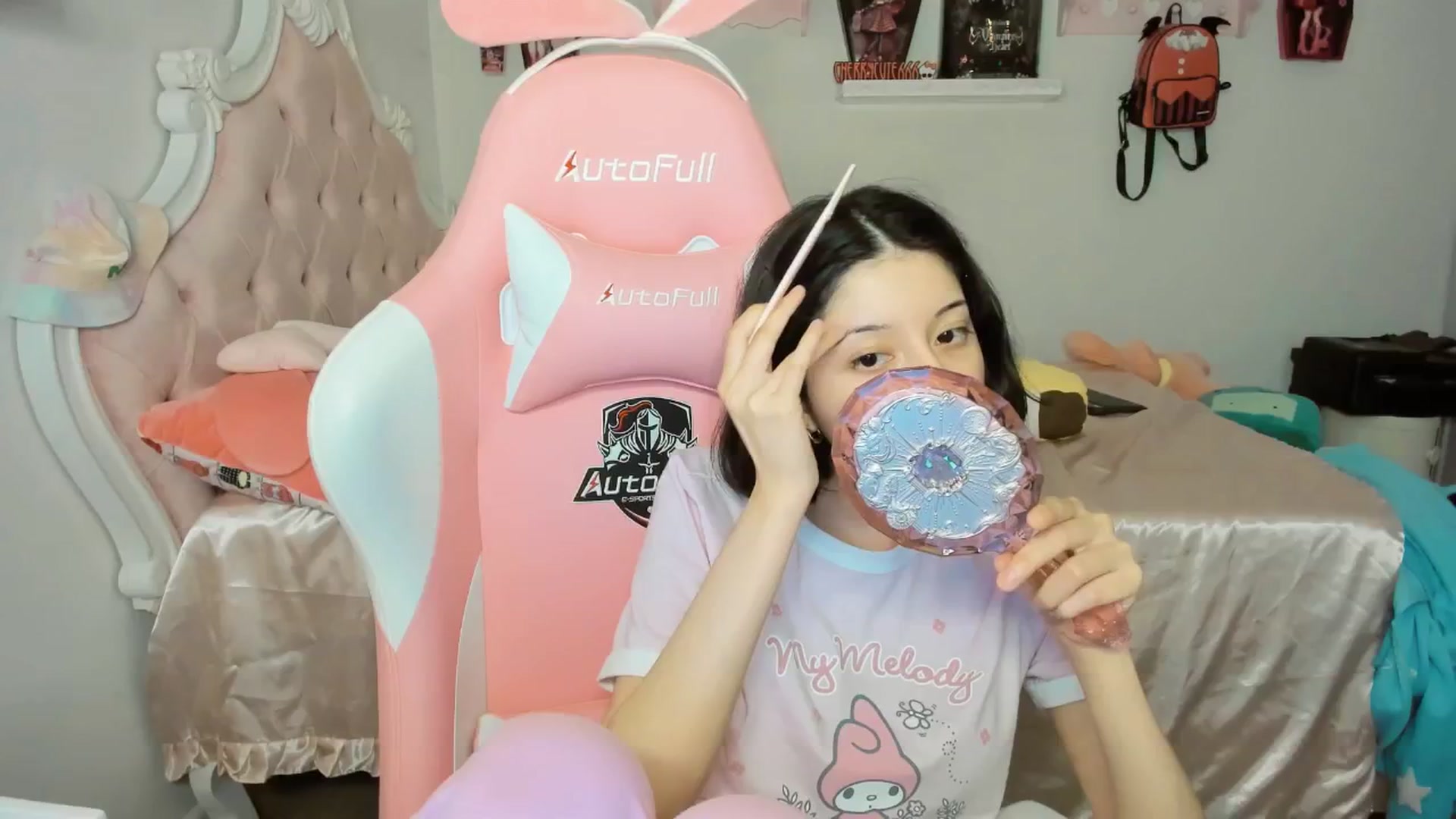 Gallery image thumbnail from Cherrycute666's myfreecams stream on, 09/14/2025, 07:49 image 2 of 20