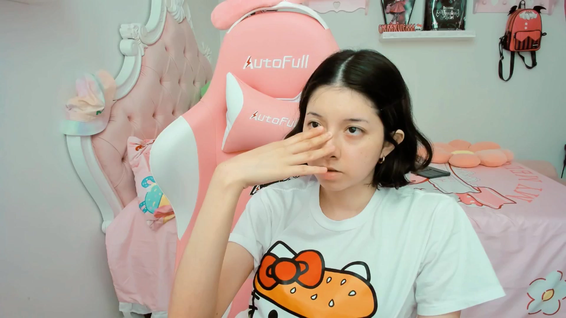 Gallery image thumbnail from Cherrycute666's myfreecams stream on, 09/18/2025, 21:24 image 11 of 20
