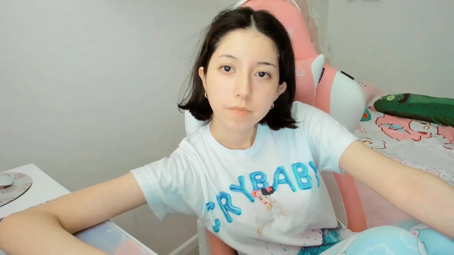 Gallery image thumbnail from Cherrycute666's myfreecams stream on, 09/20/2025, 01:04 image 13 of 20
