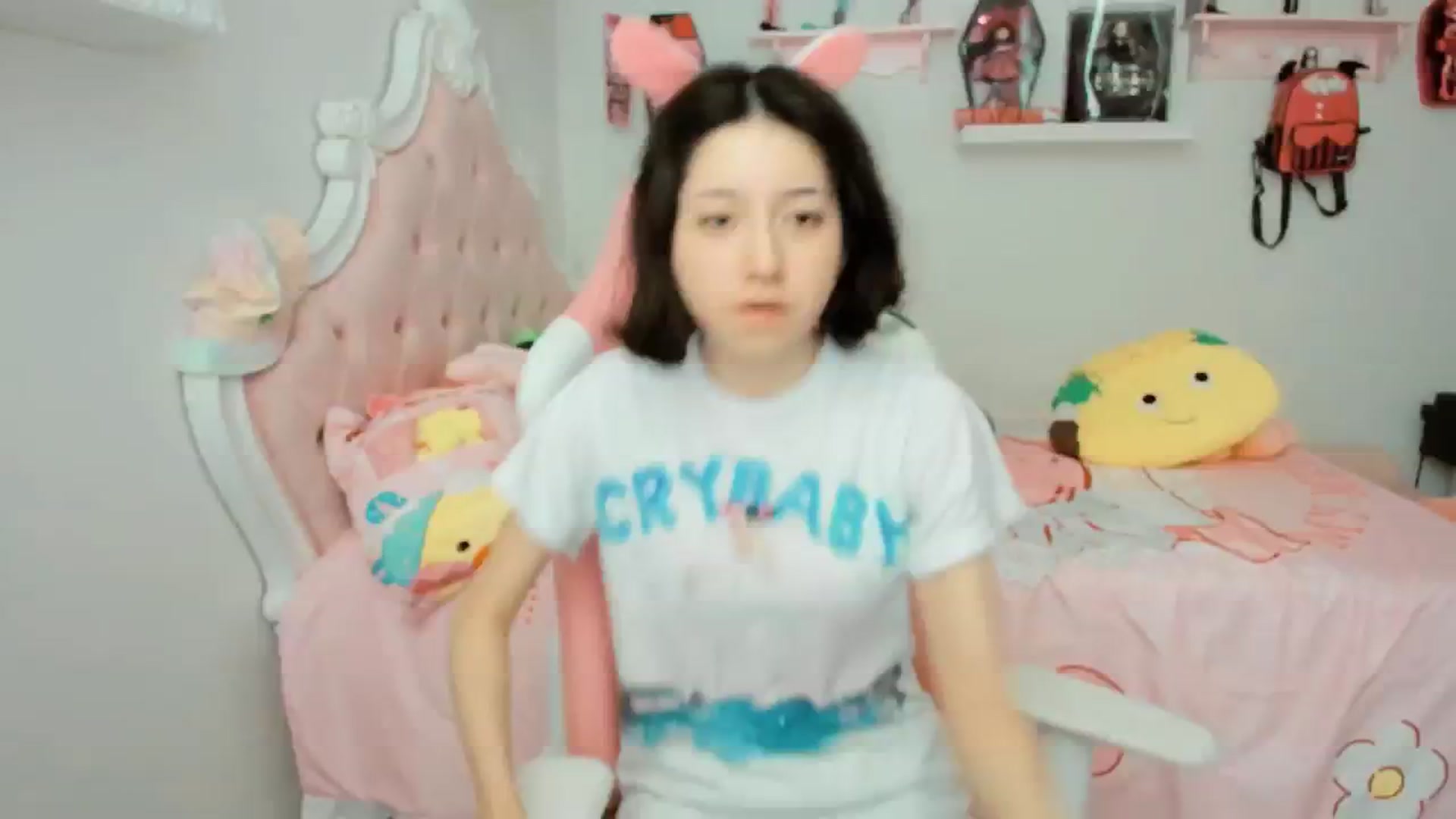 Gallery image thumbnail from Cherrycute666's myfreecams stream on, 09/20/2025, 01:04 image 5 of 20