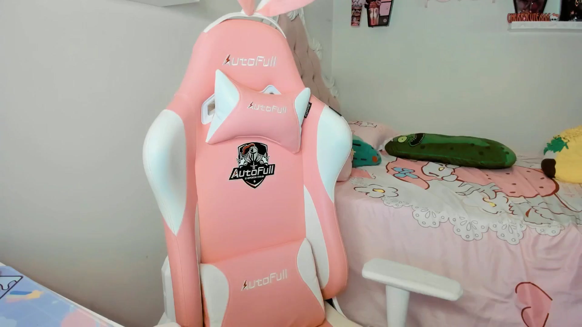 Gallery image thumbnail from Cherrycute666's myfreecams stream on, 09/20/2025, 05:26 image 20 of 20