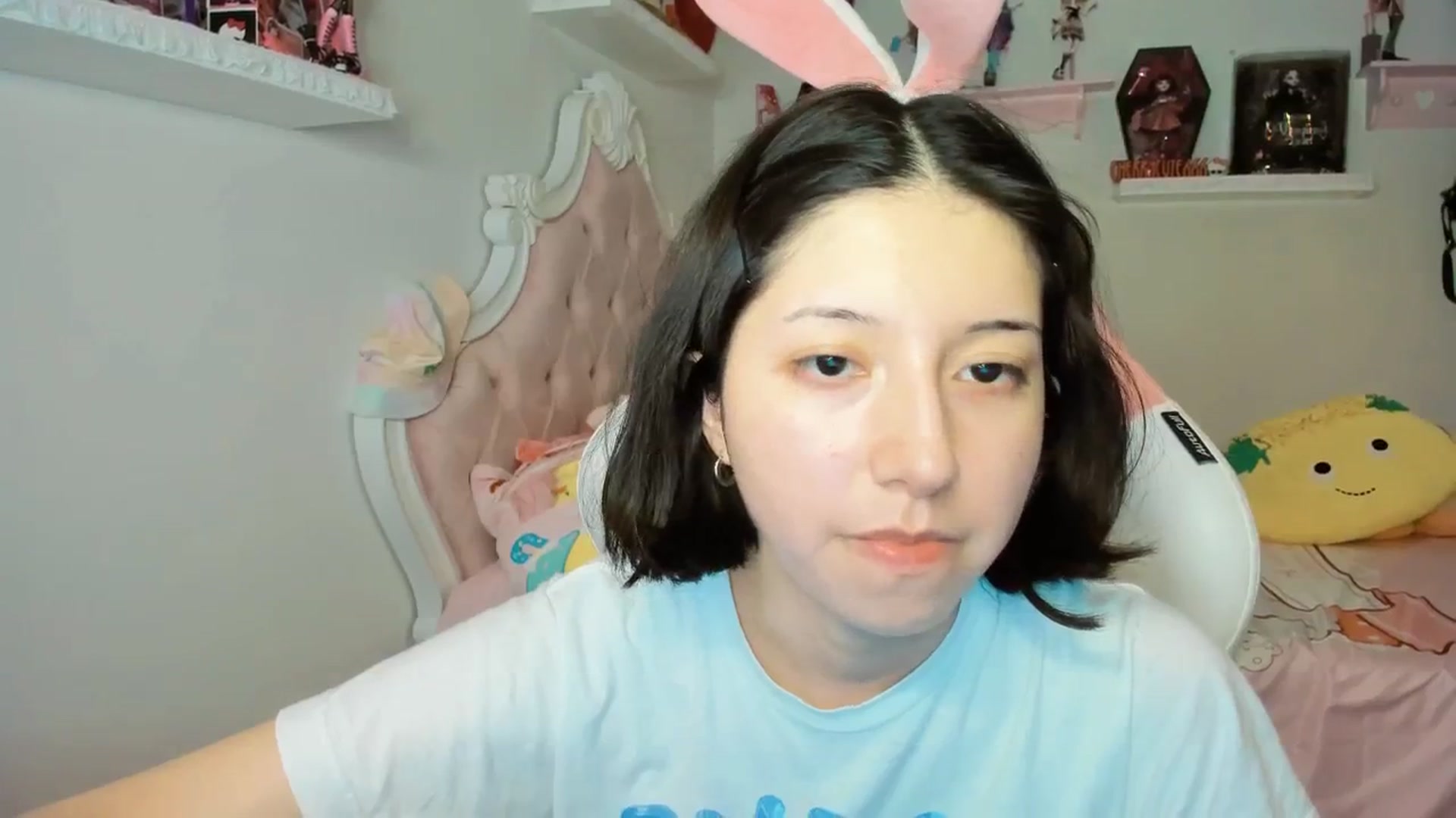 Gallery image thumbnail from Cherrycute666's myfreecams stream on, 09/20/2025, 05:26 image 14 of 20