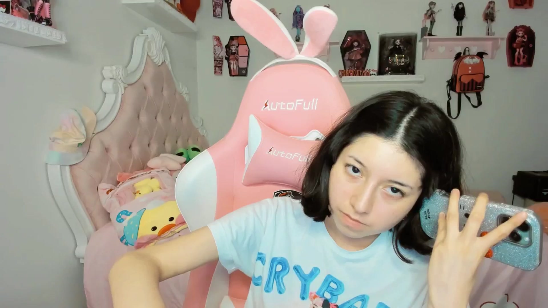 Gallery image thumbnail from Cherrycute666's myfreecams stream on, 09/20/2025, 05:26 image 4 of 20