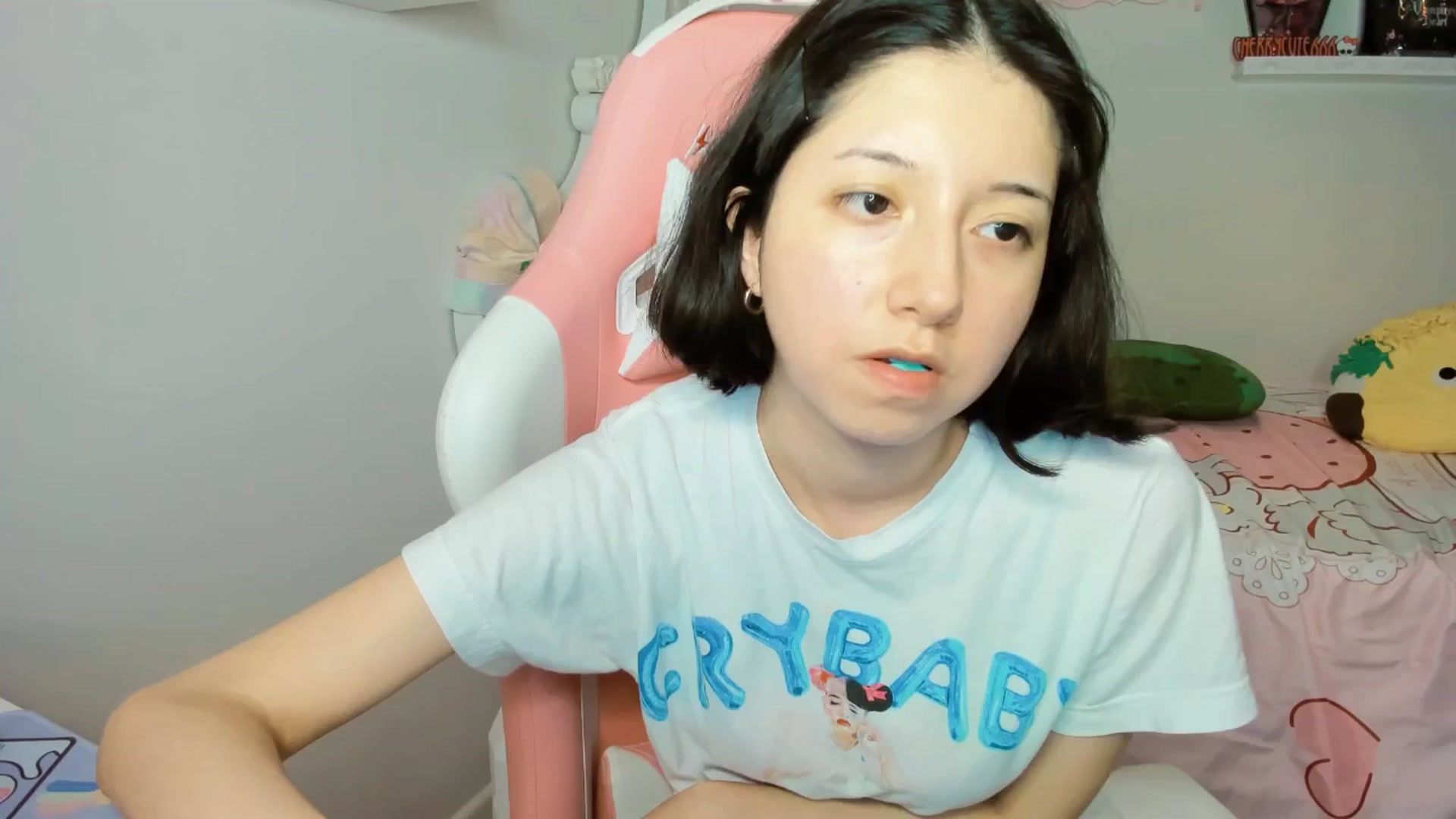 Gallery image thumbnail from Cherrycute666's myfreecams stream on, 09/20/2025, 08:01 image 4 of 20