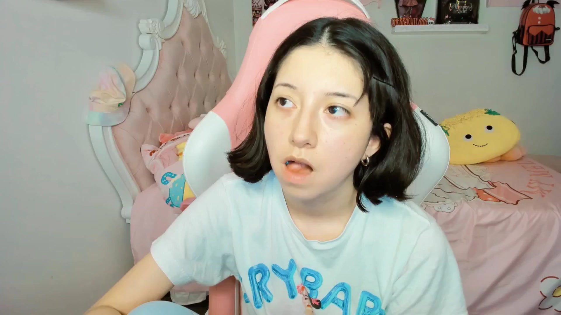 Gallery image thumbnail from Cherrycute666's myfreecams stream on, 09/20/2025, 08:01 image 7 of 20