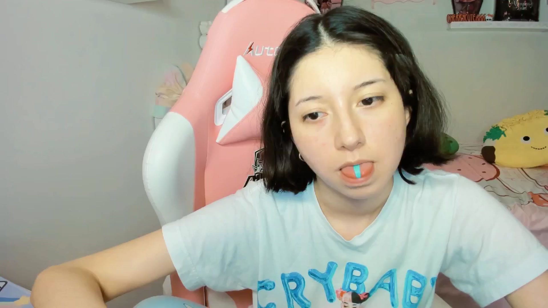 Gallery image thumbnail from Cherrycute666's myfreecams stream on, 09/20/2025, 08:01 image 5 of 20