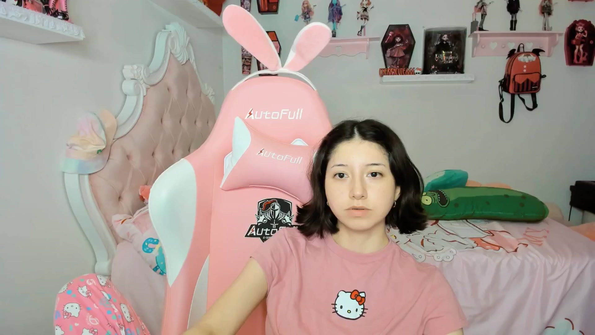 Gallery image thumbnail from Cherrycute666's myfreecams stream on, 09/21/2025, 03:46 image 14 of 20