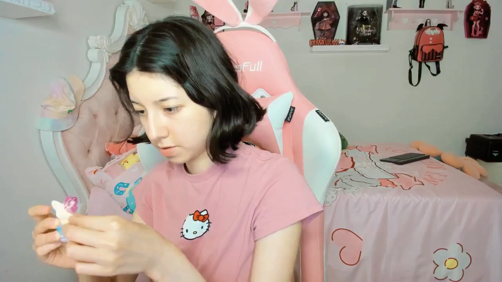 Gallery image thumbnail from Cherrycute666's myfreecams stream on, 09/21/2025, 08:19 image 20 of 20