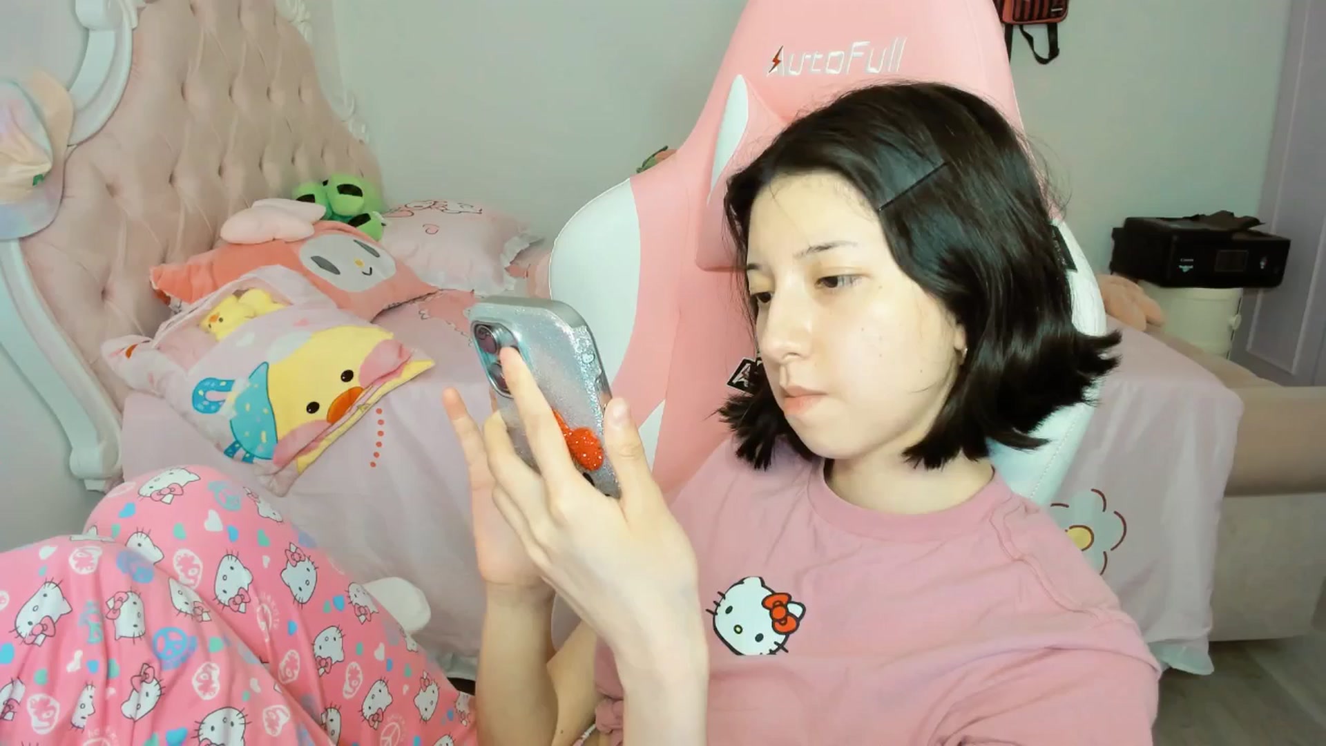 Gallery image thumbnail from Cherrycute666's myfreecams stream on, 09/21/2025, 08:19 image 9 of 20