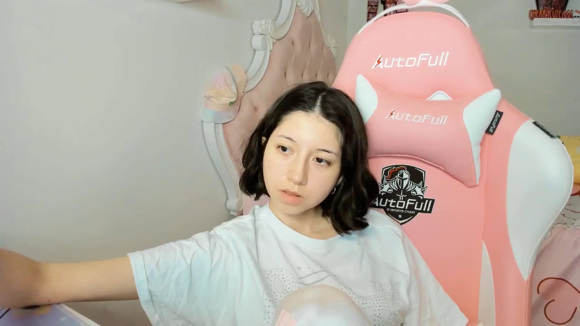Gallery image thumbnail from Cherrycute666's myfreecams stream on, 09/22/2025, 04:50 image 8 of 20
