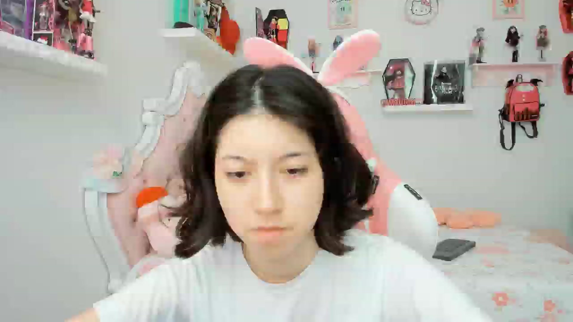 Gallery image thumbnail from Cherrycute666's myfreecams stream on, 09/25/2025, 20:49 image 16 of 20