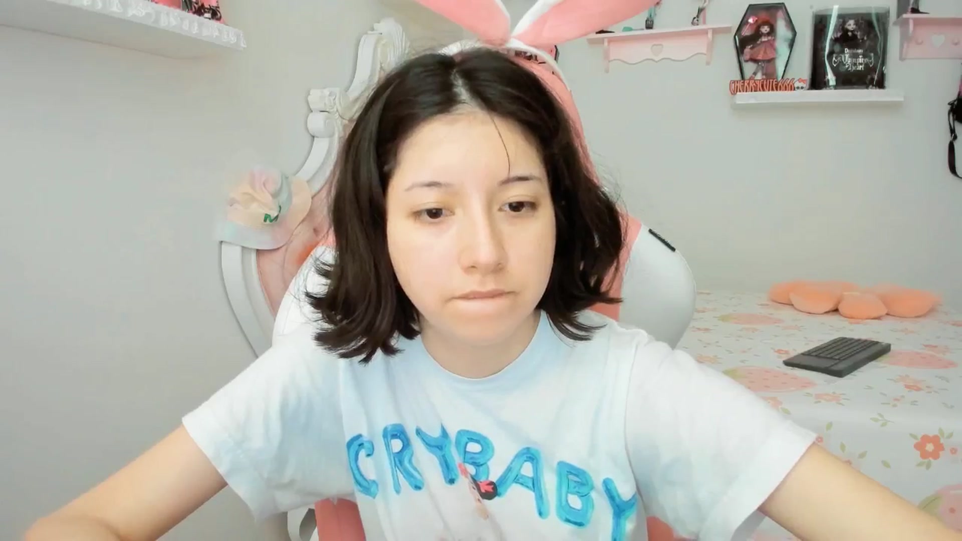Gallery image thumbnail from Cherrycute666's myfreecams stream on, 09/26/2025, 24:02 image 7 of 20