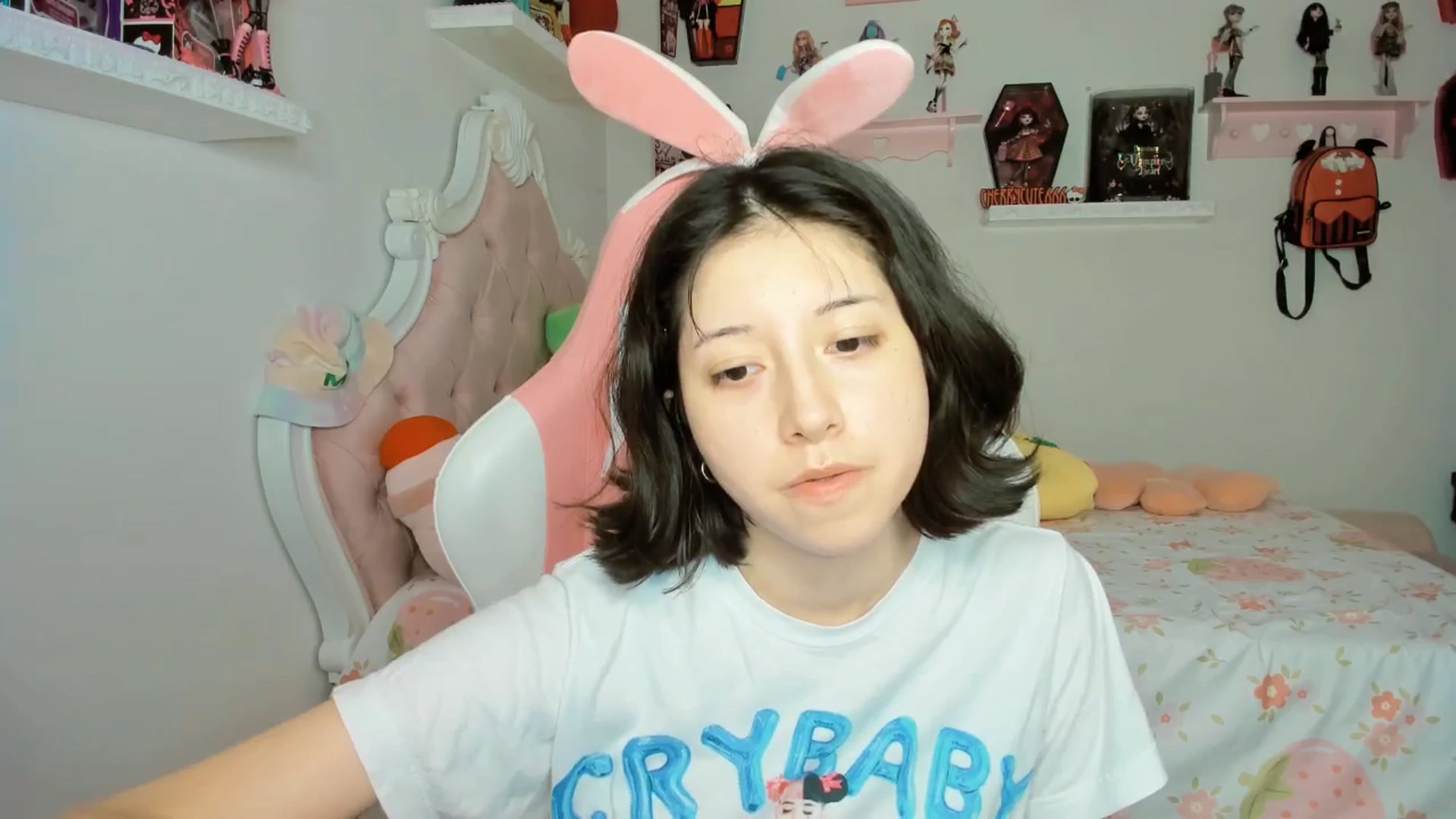 Gallery image thumbnail from Cherrycute666's myfreecams stream on, 09/26/2025, 05:42 image 13 of 20